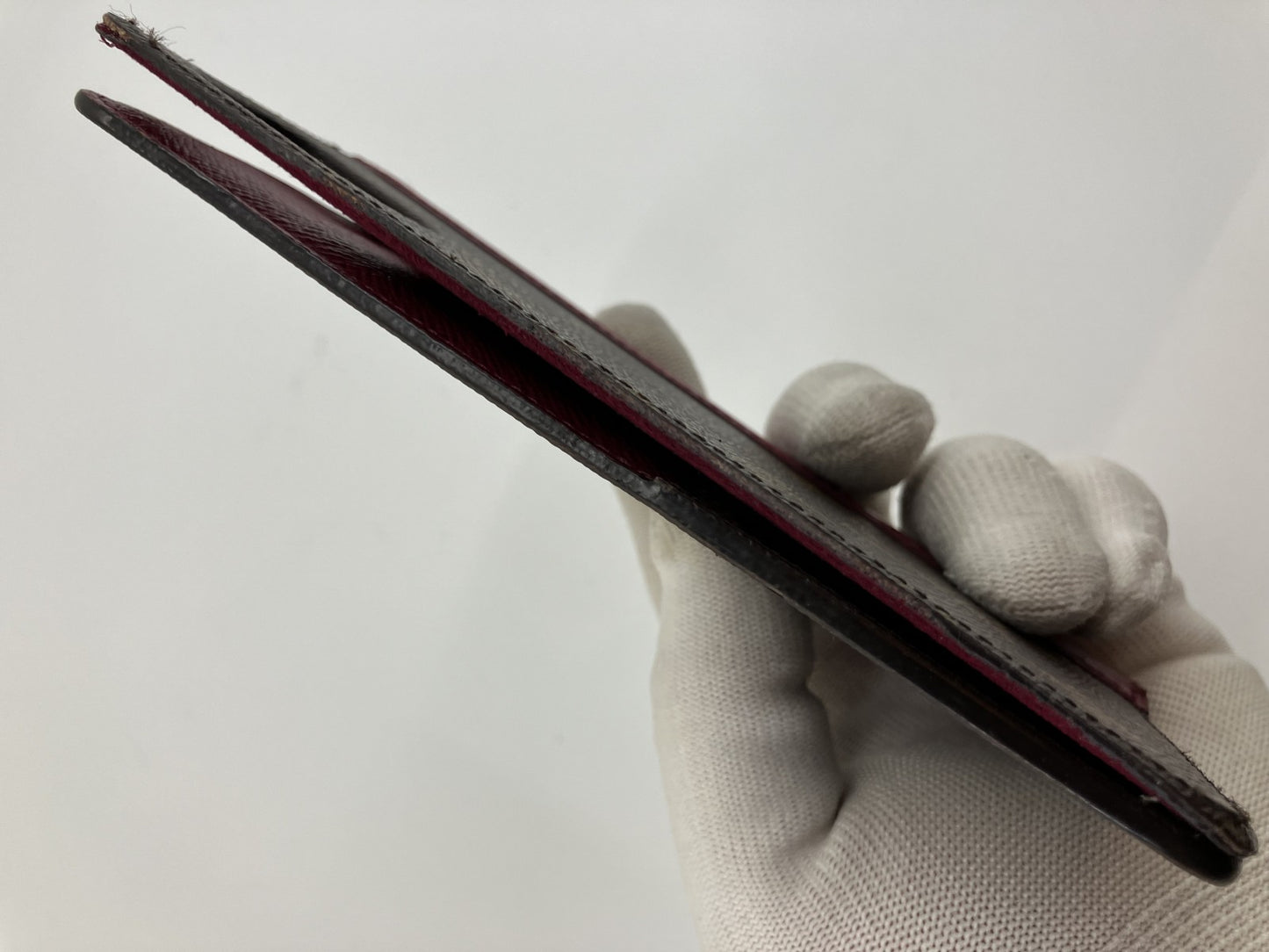 เคสมือถือ LOUIS VUITTON รองรับ iPhone 13, 14, 15 ลาย Monogram จัดส่งฟรี