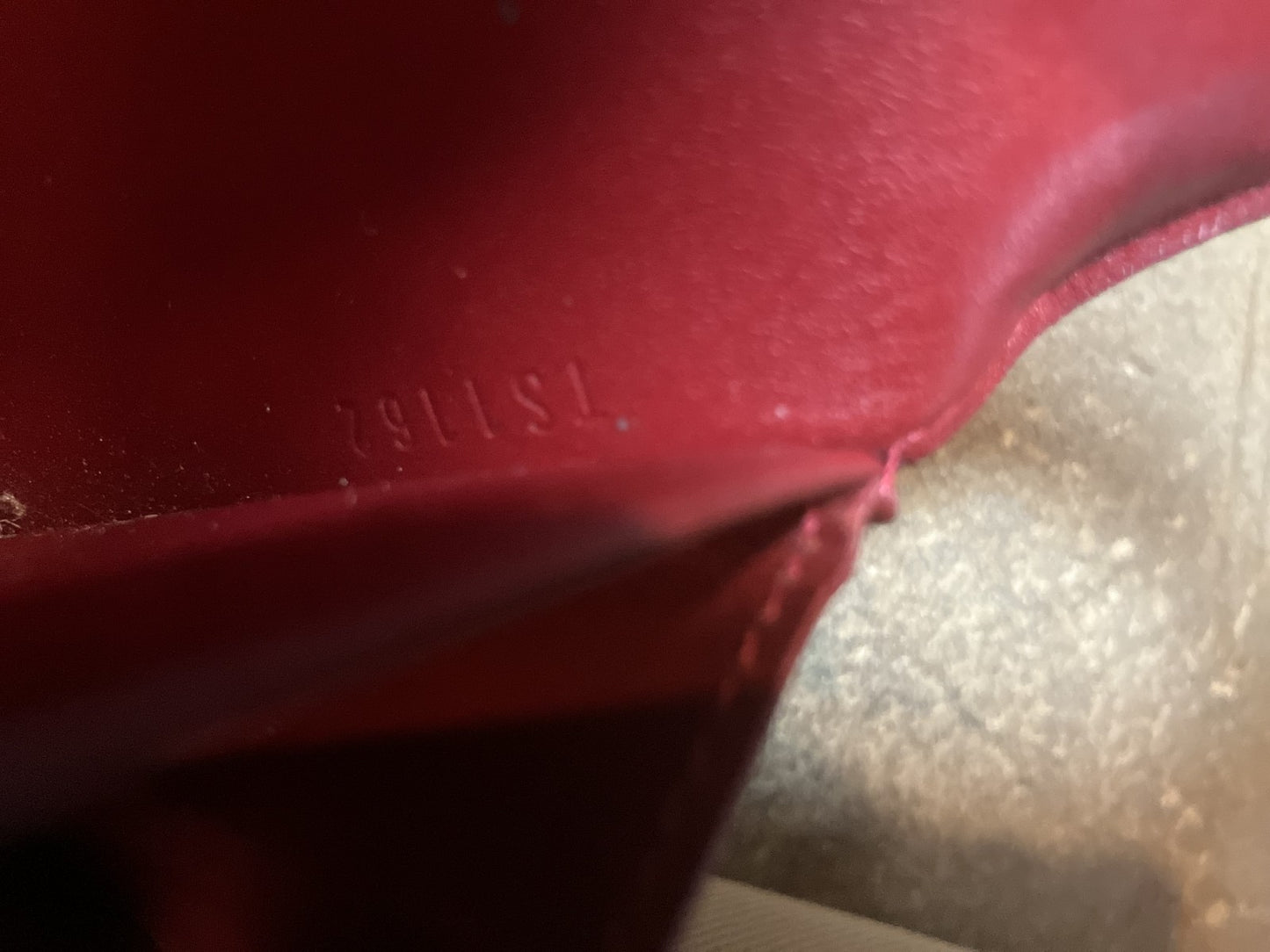 LOUIS VUITTON Monogram Vernis Portefeuille Sarah Long Wallet Red Patent Leather TS1162 Made in France