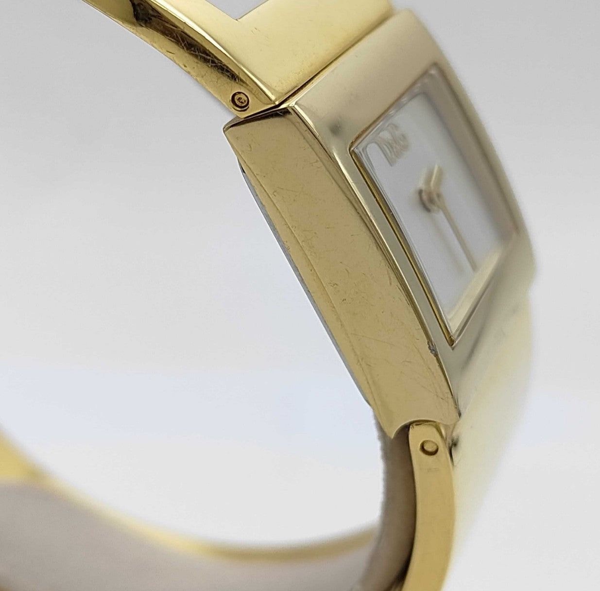 DOLCE&GABBANA D&G Logo Bangle Bracelet Watch Gold Tone Quartz Women's
