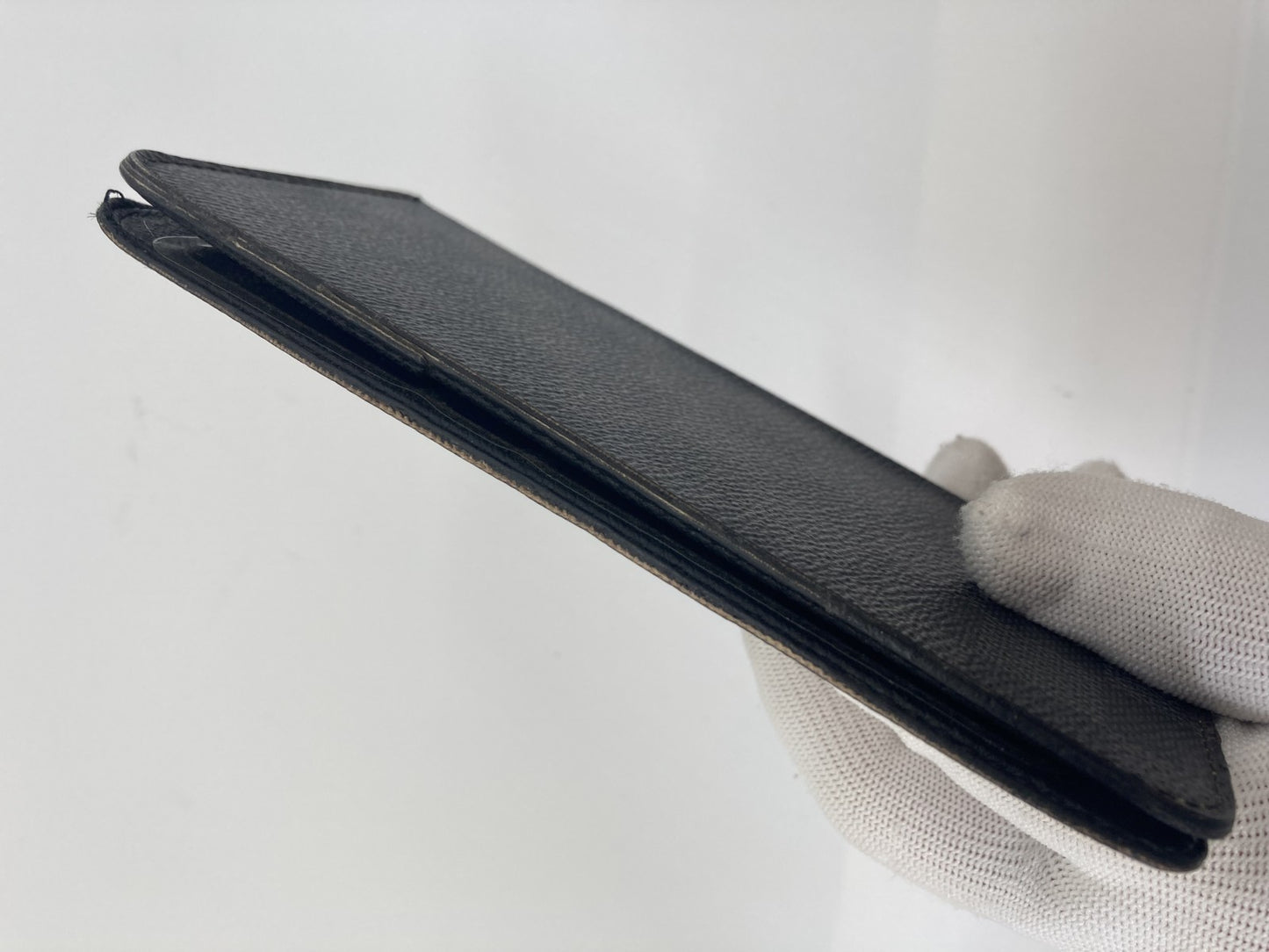 เคสมือถือ iPhone และสมาร์ทโฟน LOUIS VUITTON Damier Graphite ขนาด 16.5 ซม. x 8.2 ซม. จัดส่งฟรี