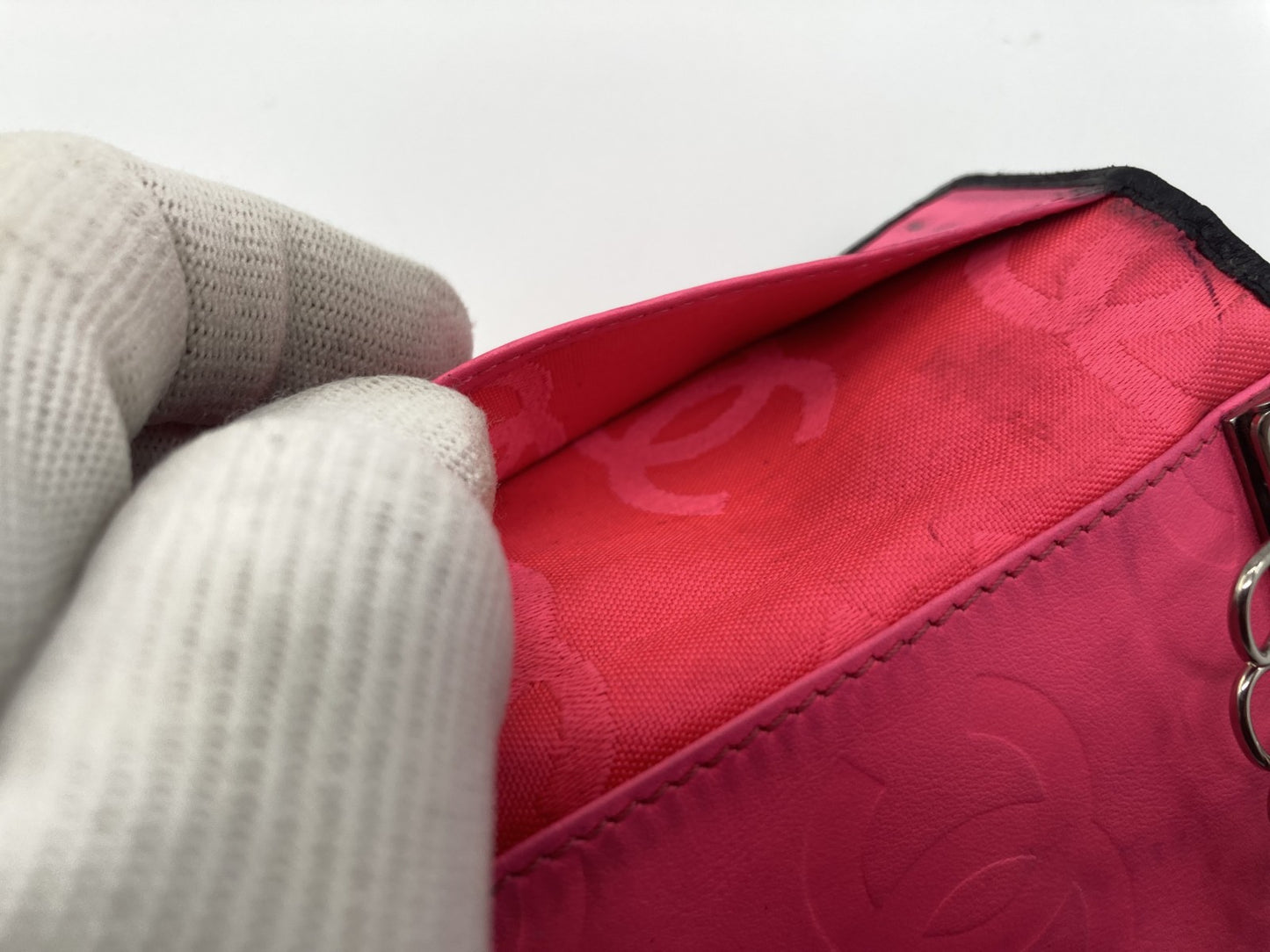 Chanel Cambon Line 6-Key Case สีดำและชมพู จัดส่งฟรี