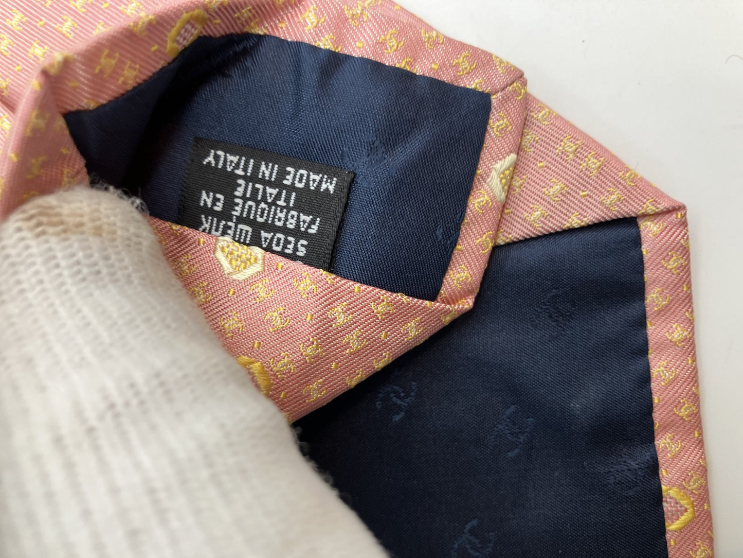 CHANEL Tie - 9.5 cm (3.74 inch) Wide - Pink -