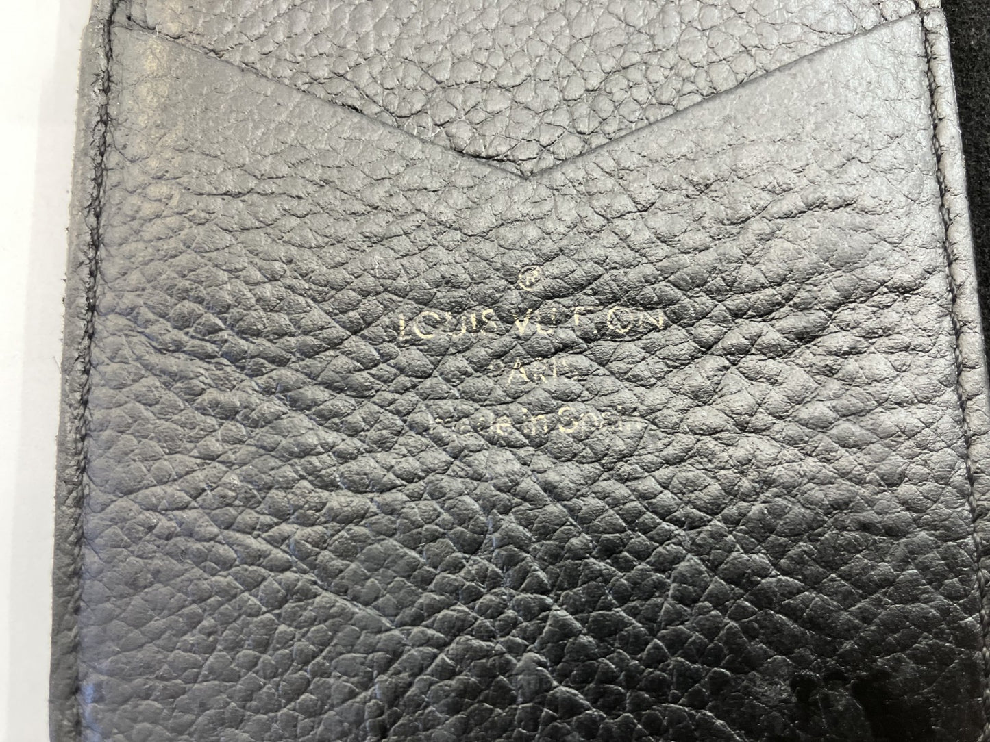 เคสสมาร์ทโฟน LOUIS VUITTON M69709 Empreinte สำหรับ iPhone 11, 12, 13, 14, 15 พร้อมกล่องและกระเป๋า จัดส่งฟรี