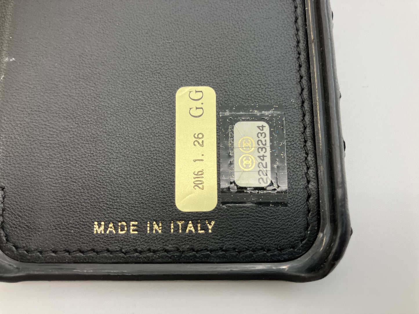 CHANEL calf iphone se2 se3 phone case black