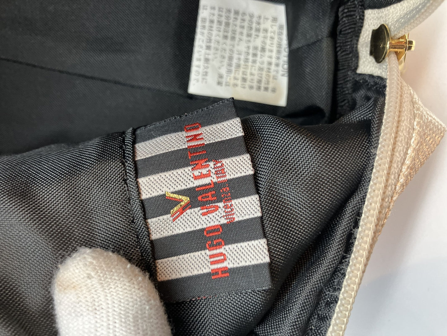 HUGO VALENTINO Handbag - White - W22 x H13.5 x D13 cm -