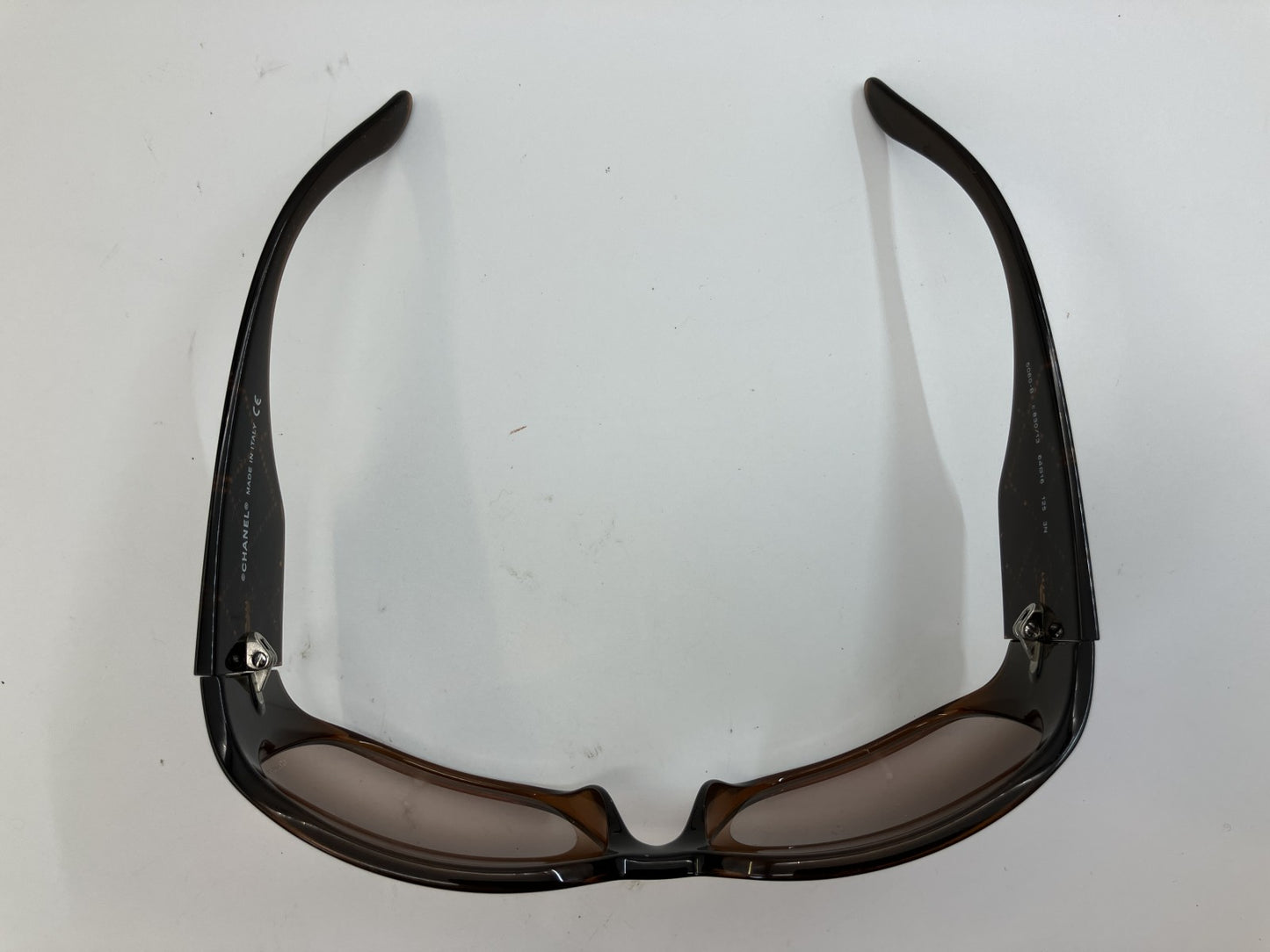 CHANEL 5808-B C.830/13 Sunglasses 64mm Brown Gradient Italy Rhinestone Logo