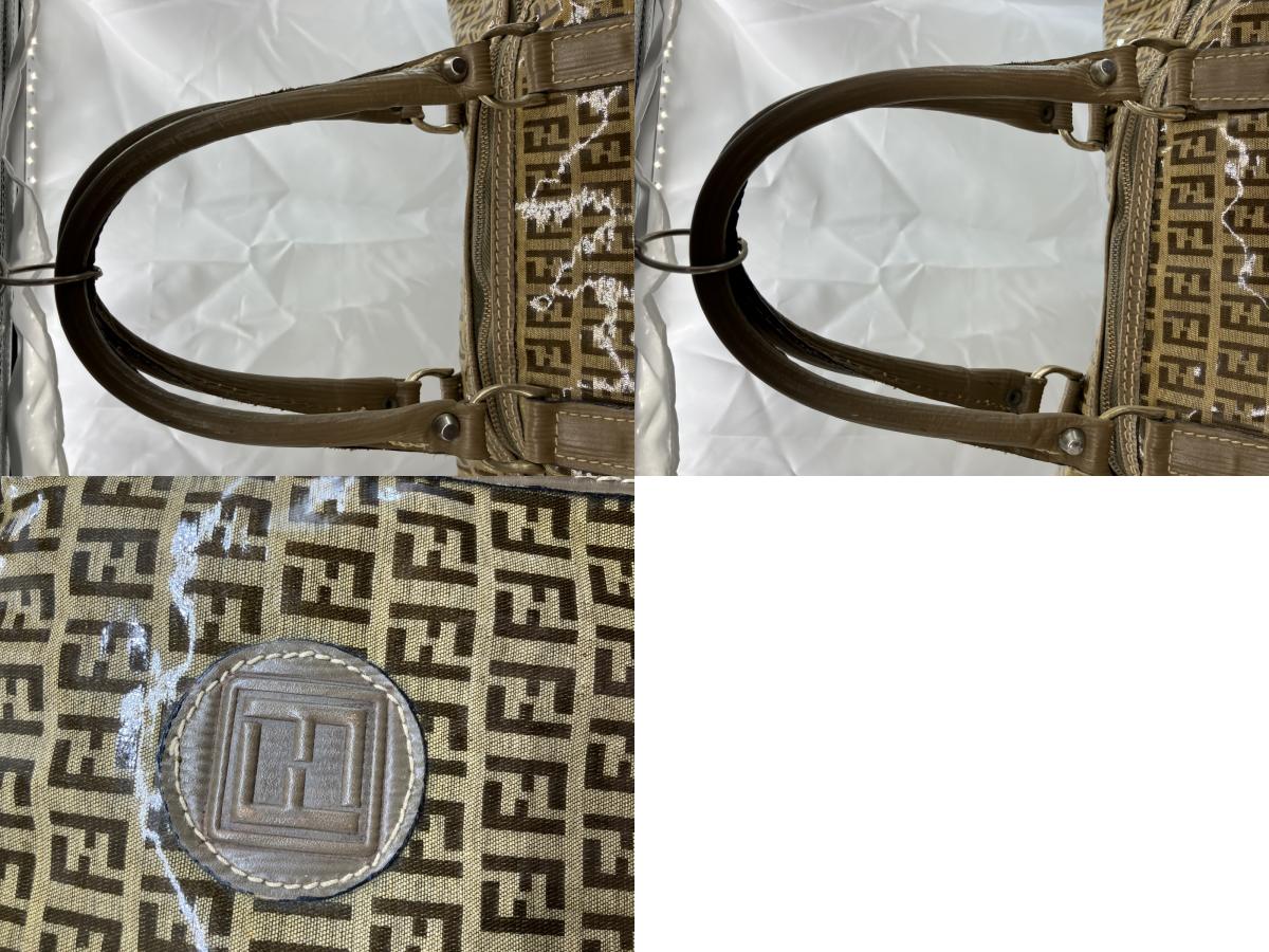 กระเป๋าบอสตันเคลือบอีนาเมลลาย Zucca ของ FENDI ความยาว (ไม่รวมหูหิ้ว): 21 ซม. (8.27 นิ้ว) ความกว้าง: 41 ซม. (16.14 นิ้ว) จัดส่งฟรี