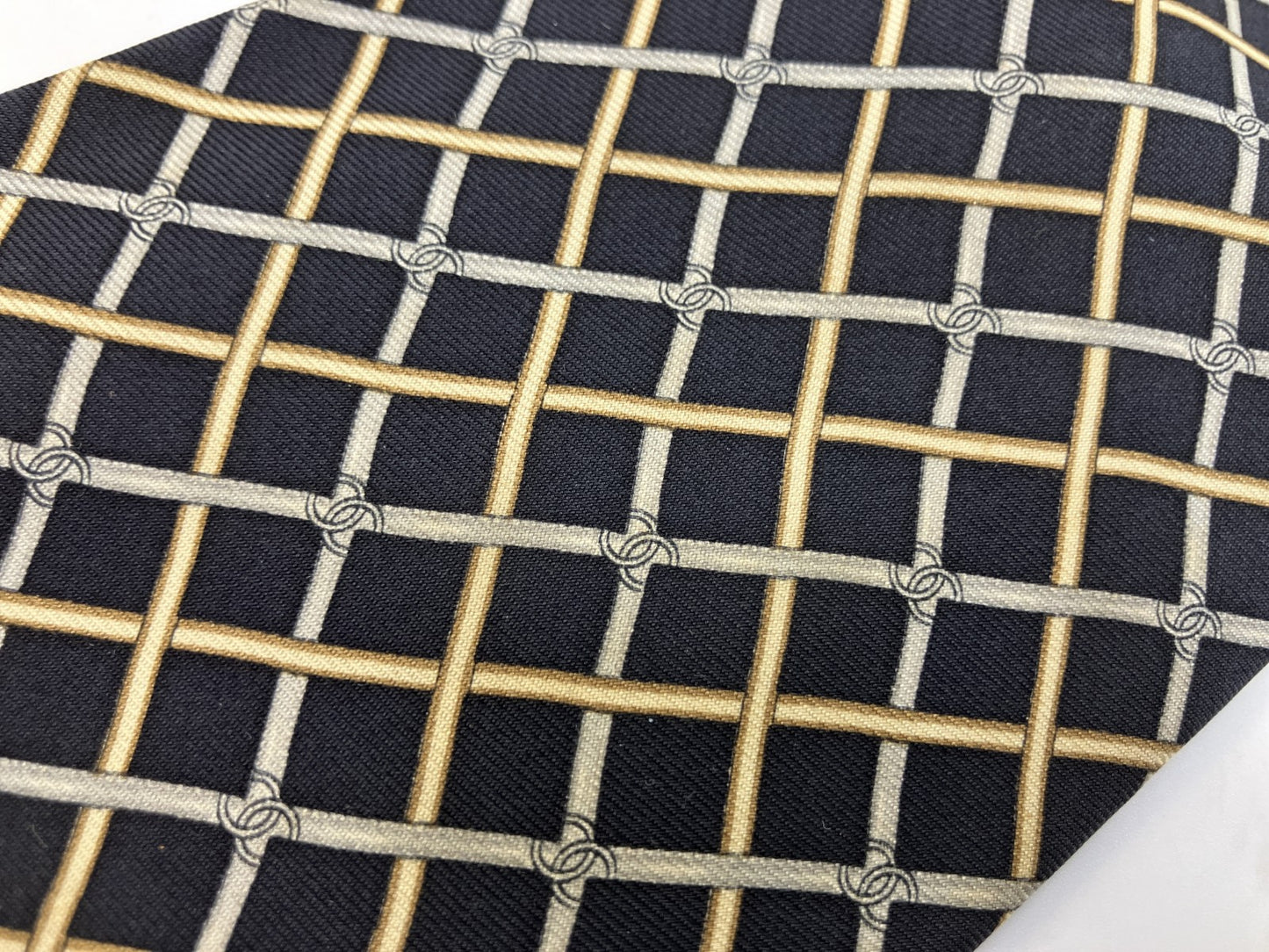 CHANEL Paris 100% Silk Tie Navy Gold Gray Lattice CC Logo Made in Italy