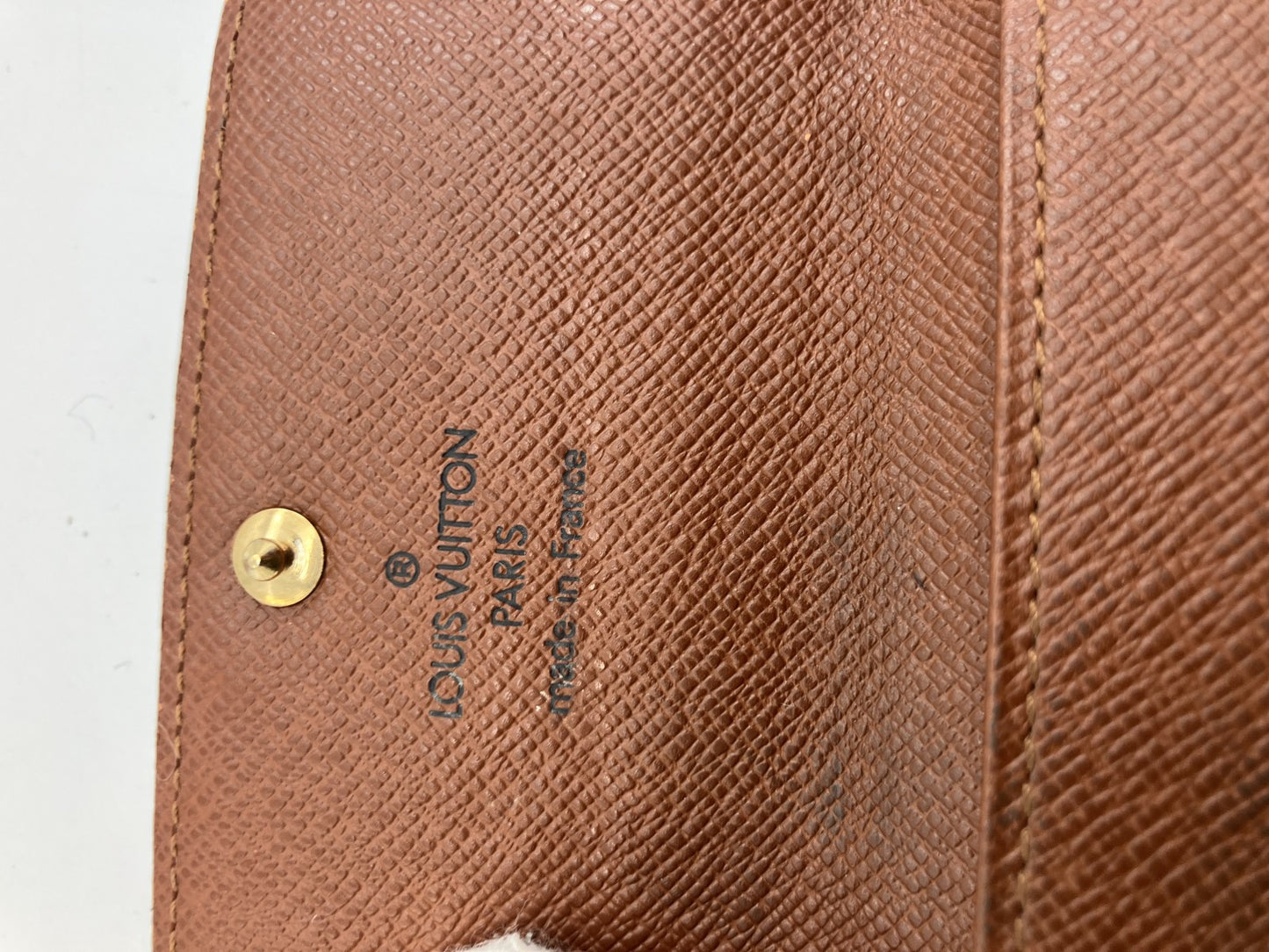 กระเป๋า Louis Vuitton M62630 Monogram Multicle 6 6-Key Case สีน้ำตาล จัดส่งฟรี