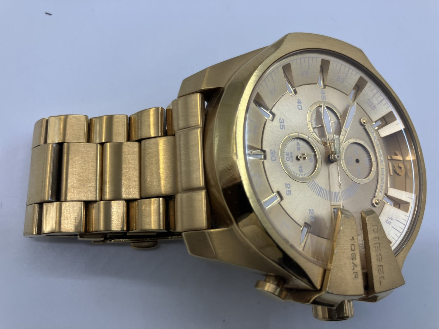 Diesel Mega Chief DZ4360 battery replaced gold diameter 57mm chronograph