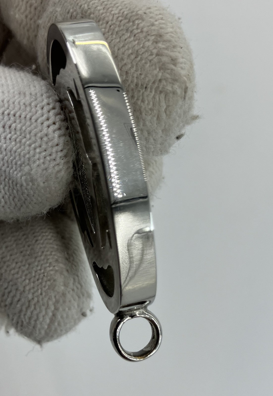 Cartier Charm Top Silver 4.6 x 2.4 ซม. (1.81 x 0.94 นิ้ว) จัดส่งฟรี 