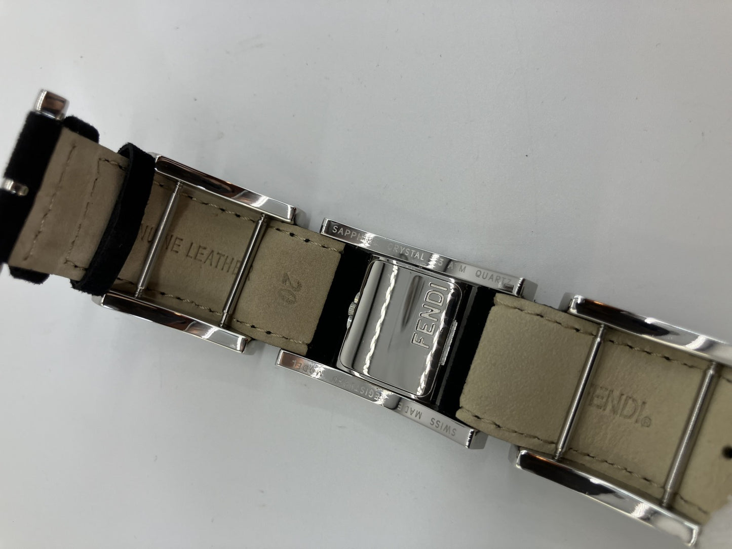 FENDI Gyro 5010L Box, Guarantee, Replacement Strap Case Width: Approx. 26mm Arm Circumference: Approx. 16cm Ladies Quartz Silver SS Free Shipping 