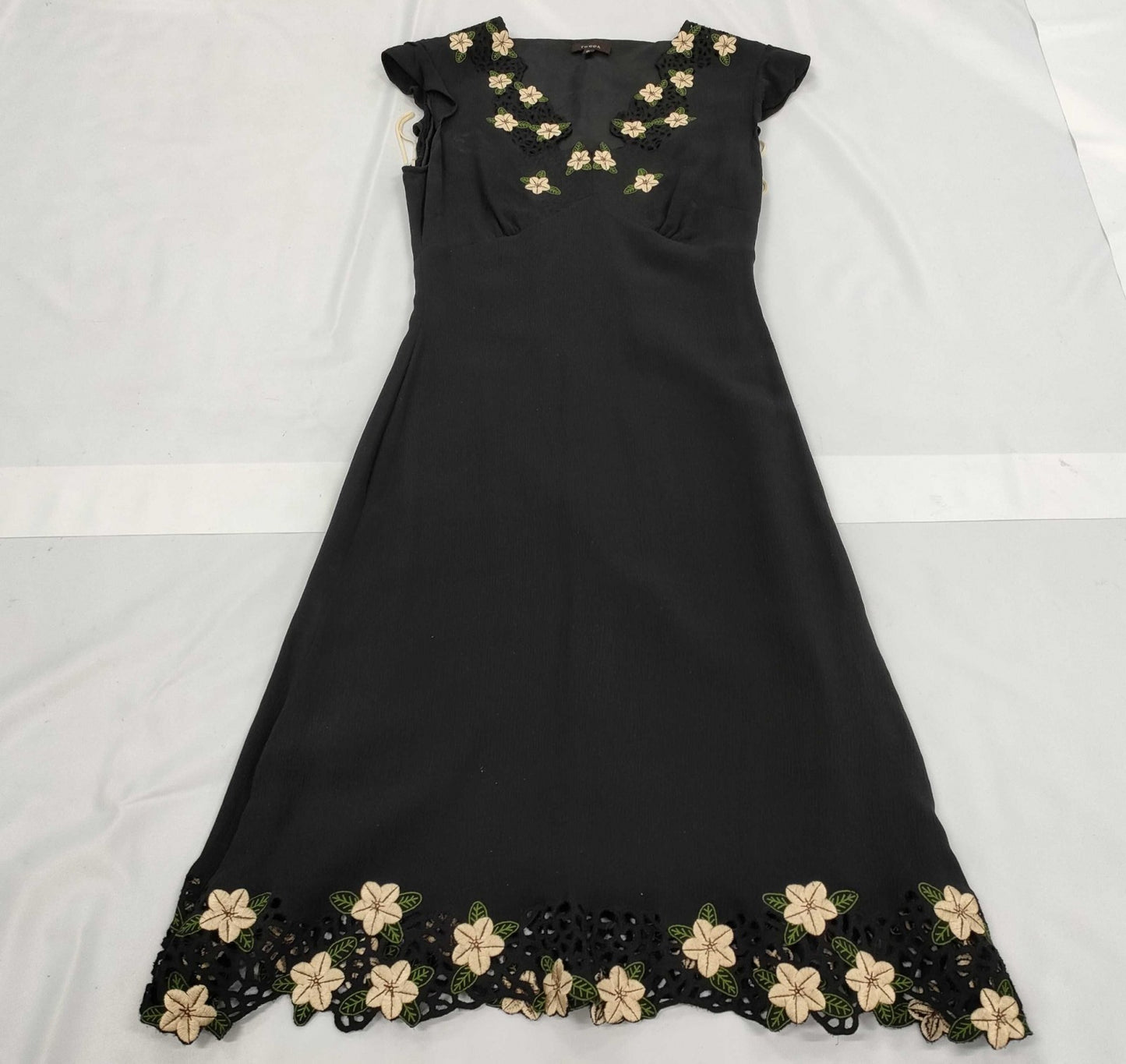 TOCCA Women’s Dress Black Embroidered Lace Side Zip Size 0
