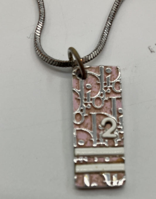 Ｃｈｒｉｓｔｉａｎ Ｄｉｏｒ ネックレス 首周り約４２ｃｍ(16.54インチ) ピンク 箱付 送料無料