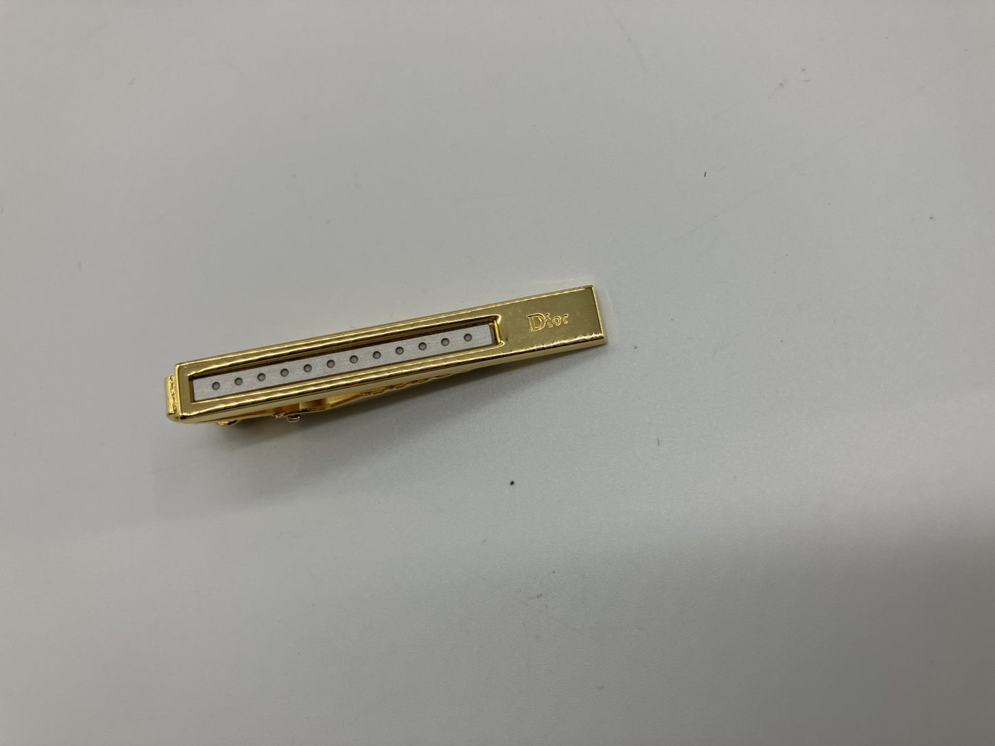 Ｃｈｒｉｓｔｉａｎ Ｄｉｏｒ カフス・ネクタイピン ケース付き ゴールド 送料無料
