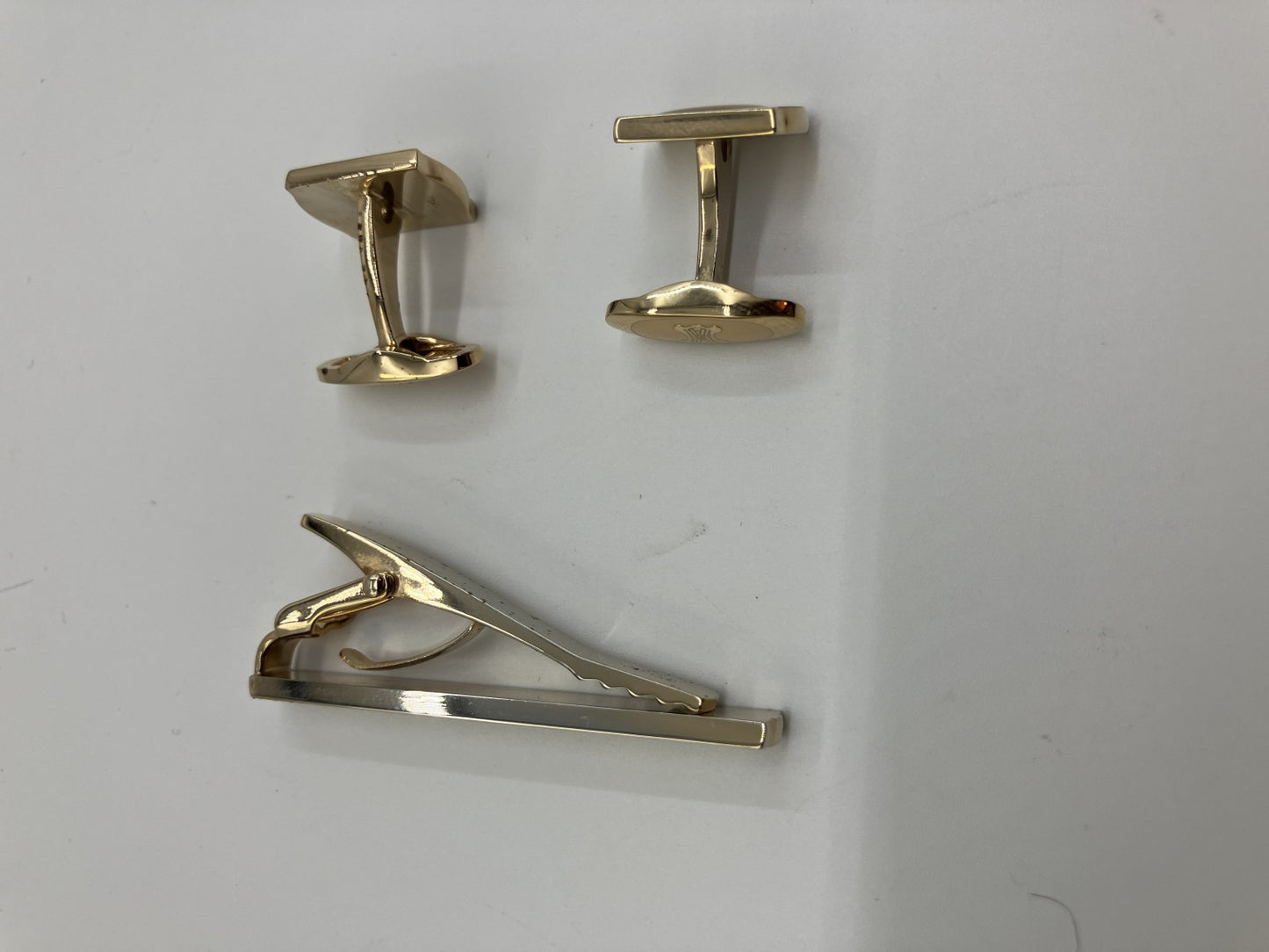 Celine tie pin and cufflinks set, gold, box included, free shipping 