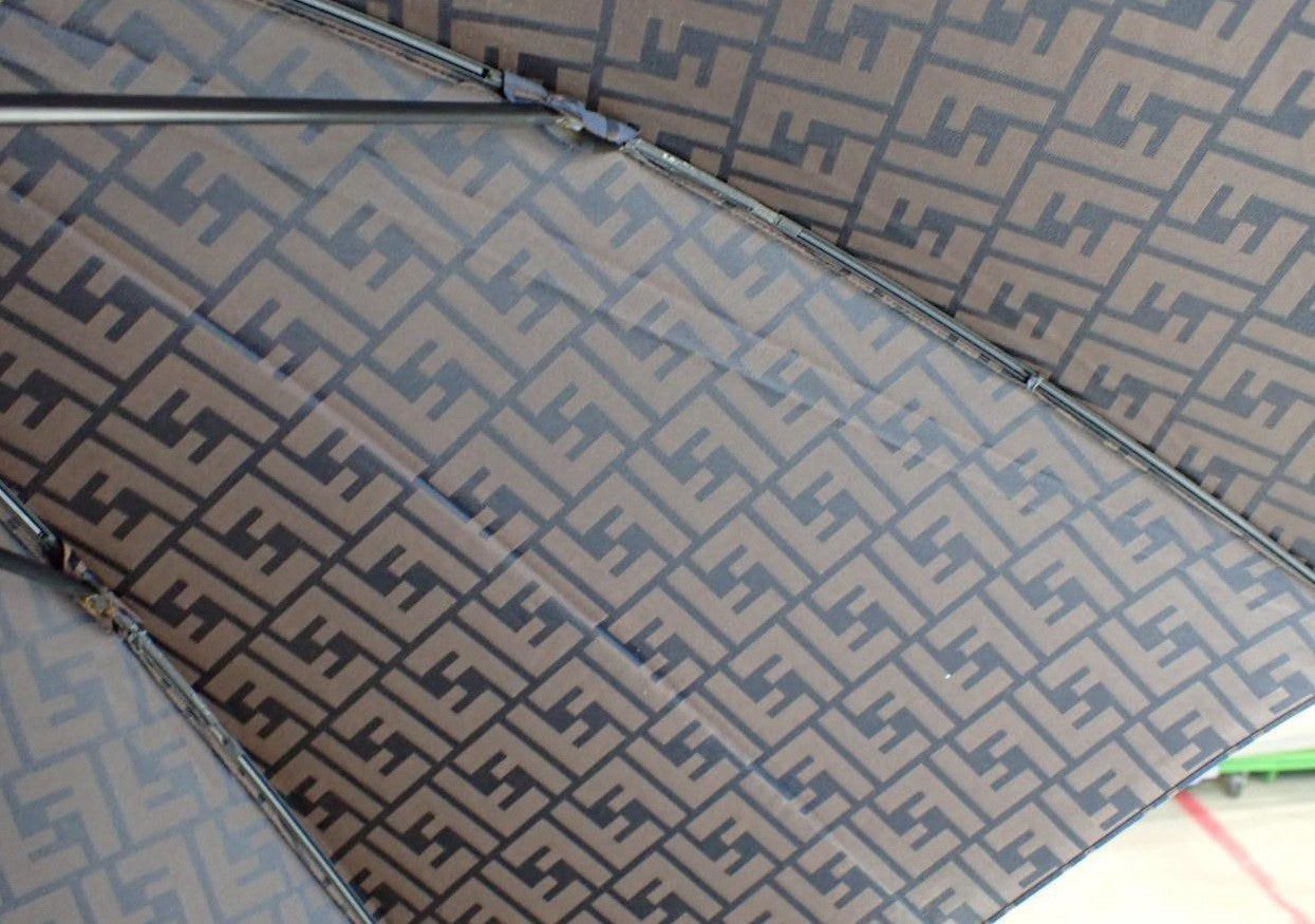 Fendi Zucca Pattern Long Umbrella with Wooden Handle, Includes Umbrella Bag, Rib Length: Approx. 57cm, Total Length: 90cm