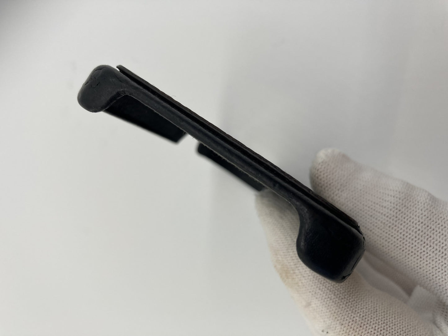 เคสมือถือ iPhone ของ Louis Vuitton รุ่น 13ProMAX M46053 สมาร์ทโฟน เคสมือถือ iPhone Monogram จัดส่งฟรี 