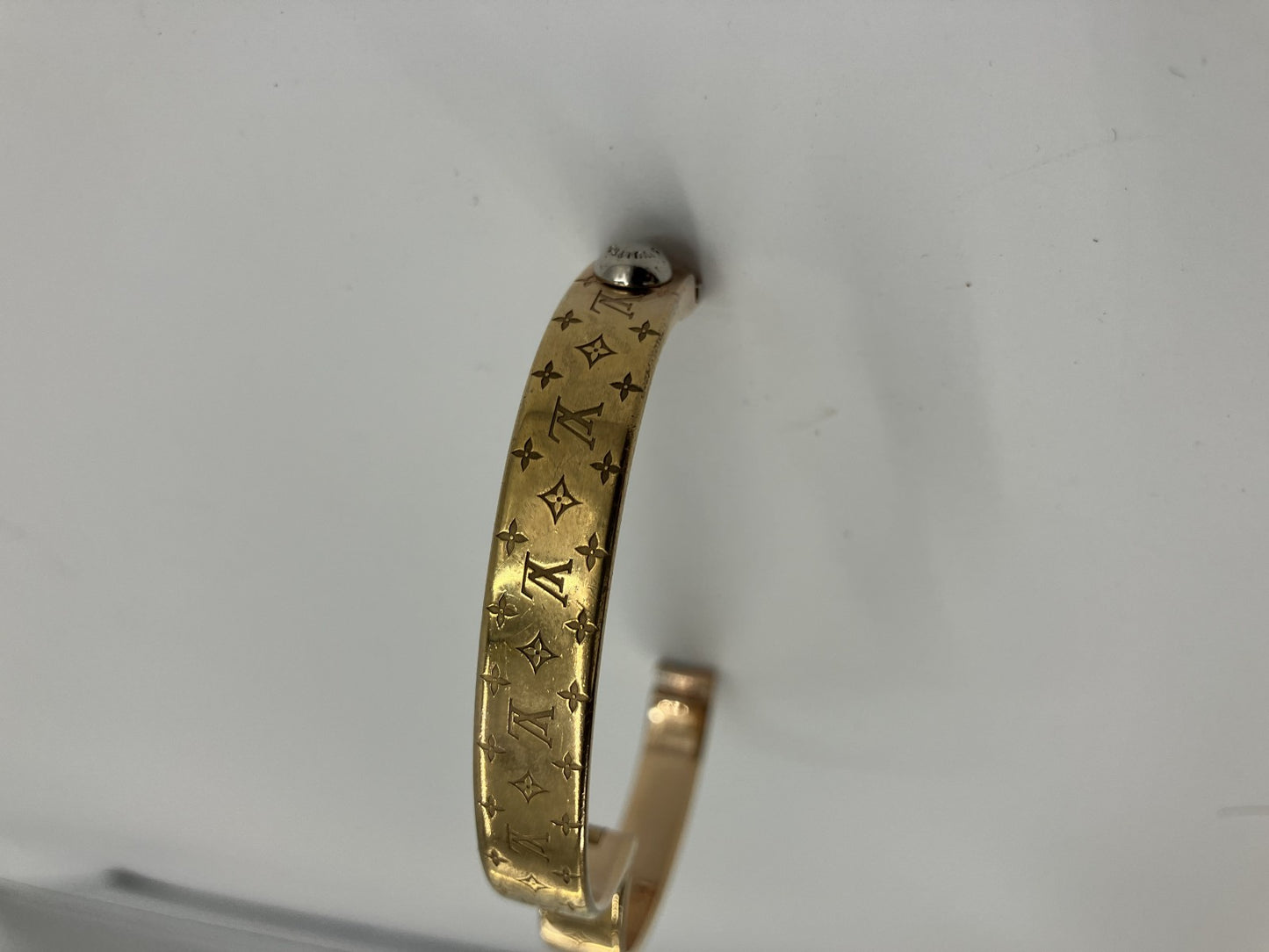 ＬＯＵＩＳ ＶＵＩＴＴＯＮ ルイ ヴィトン カフ・ナノグラム Ｓ腕周り１６．５ｃｍ ブレスレット・バングル ゴールド