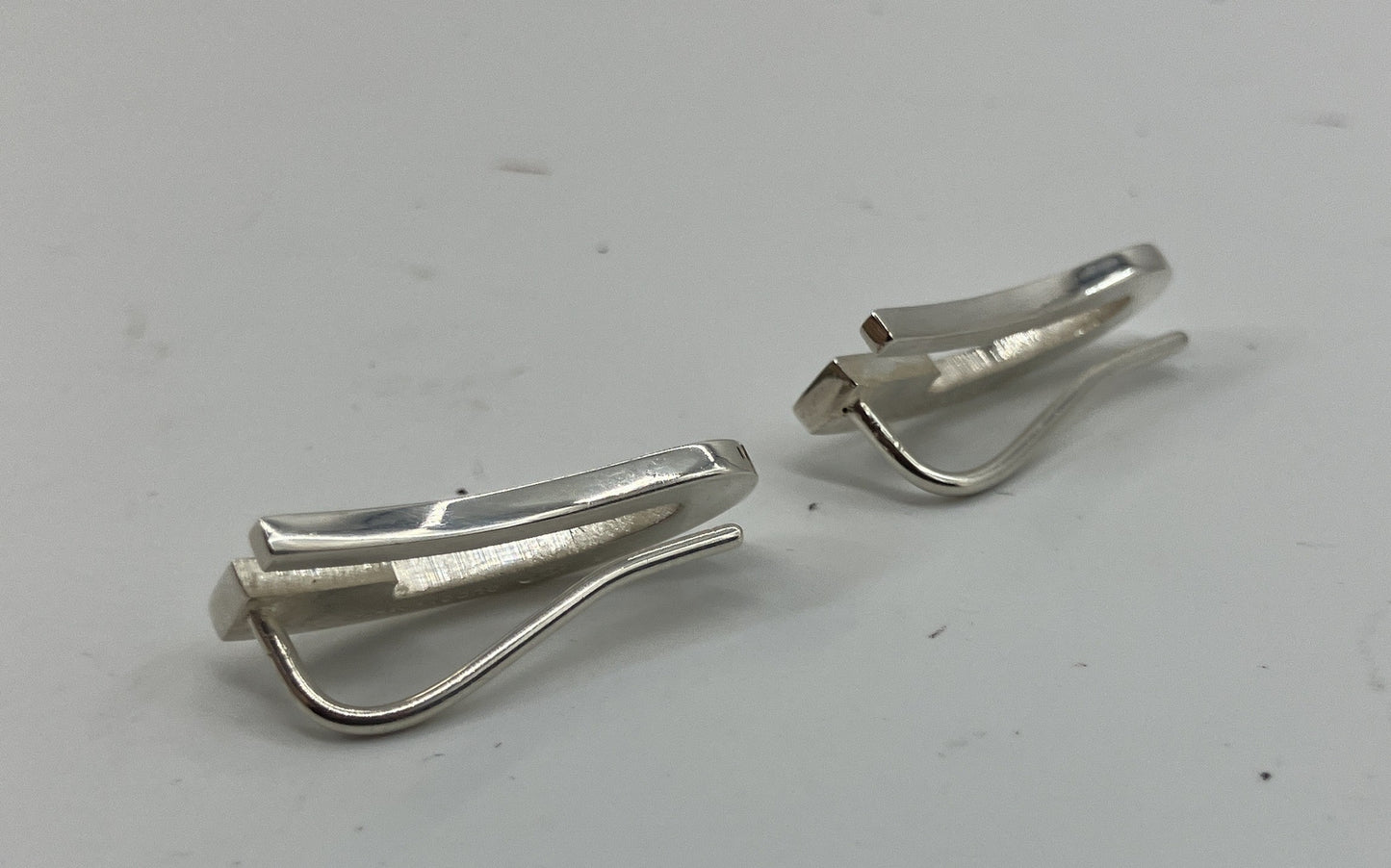 GUCCI 925 Sterling Silver G Oval Earrings Made in Italy Box Pouch