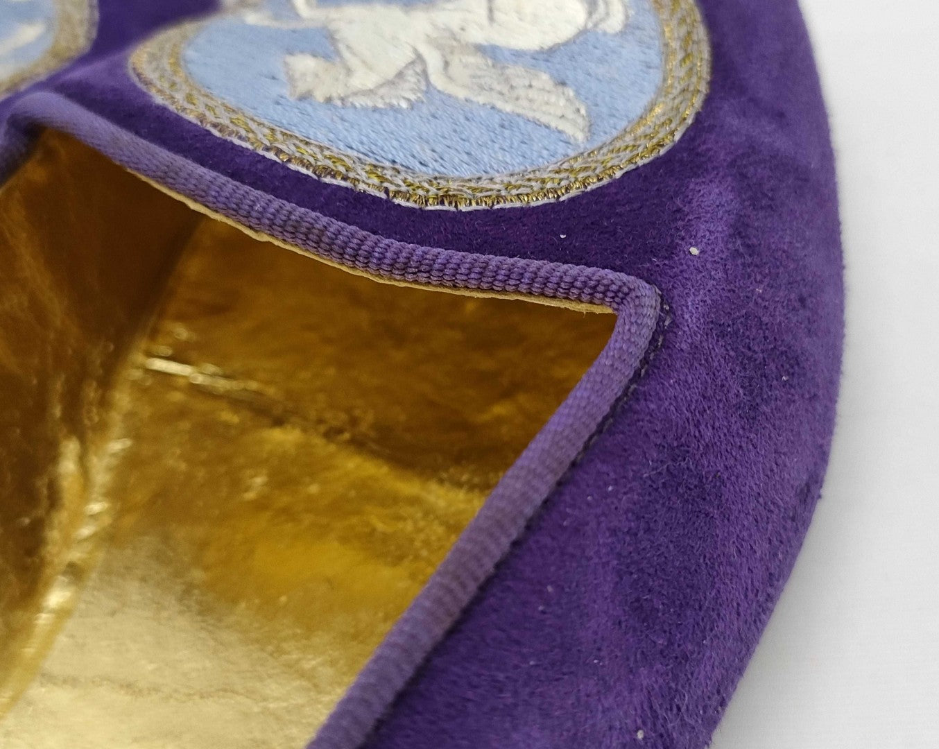 HERMES Pegasus Embroidered Suede Flats Purple EU 35 / US 5.5 / JP 22.5cm Women’s Shoes