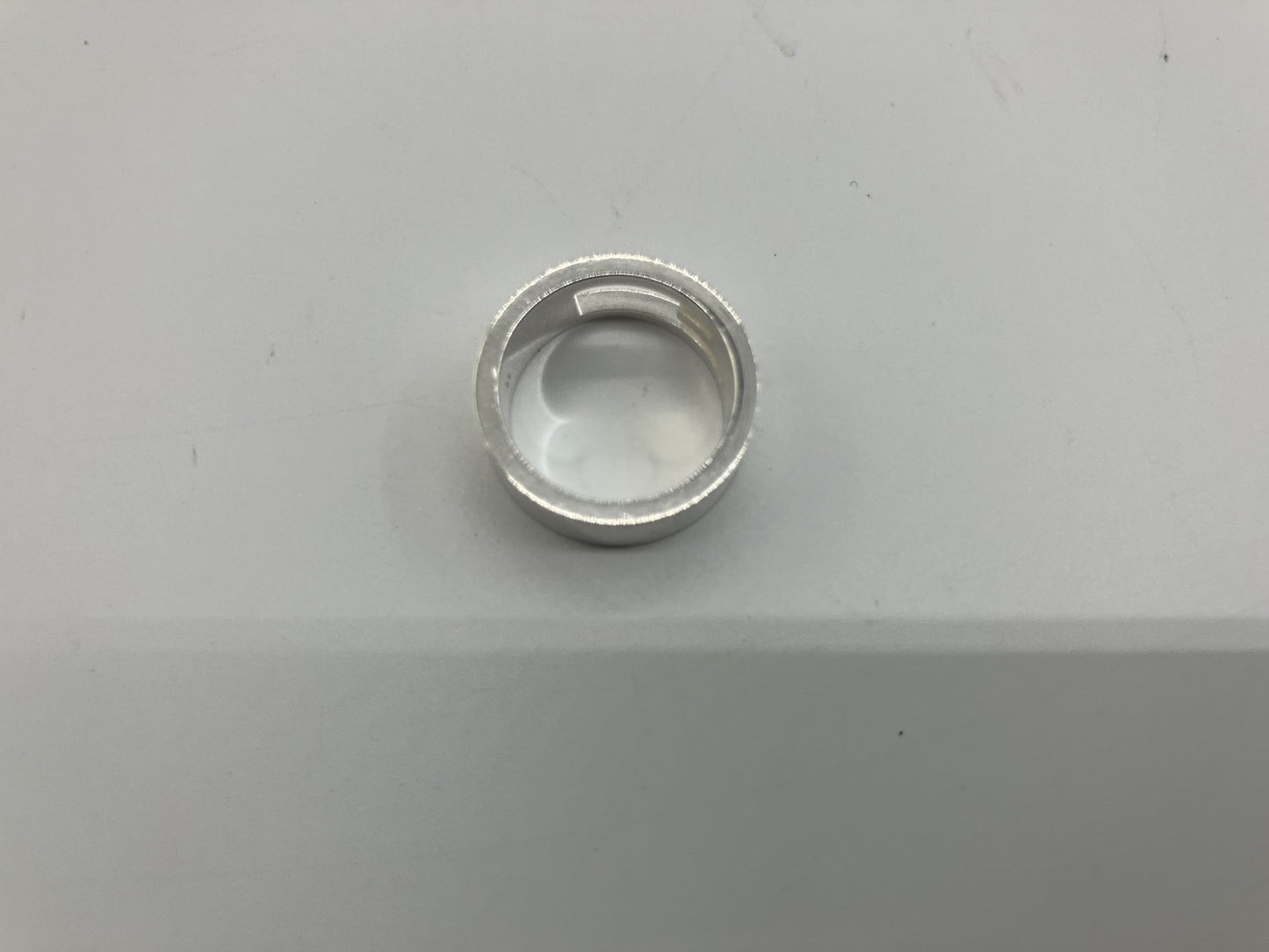 Ｇｕｃｃｉ Ｇロゴ ＳＶ９２５ (JP 11)(US 6)(51) 7.5ｇ 送料無料