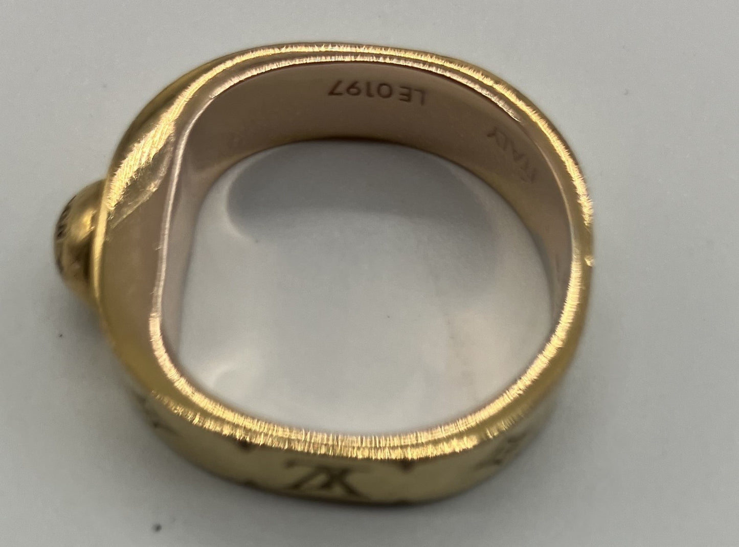 LOUIS VUITTON Louis Vuitton Berg Nanogram S size M00213 Actual size #9.5 Gold ring Free shipping 