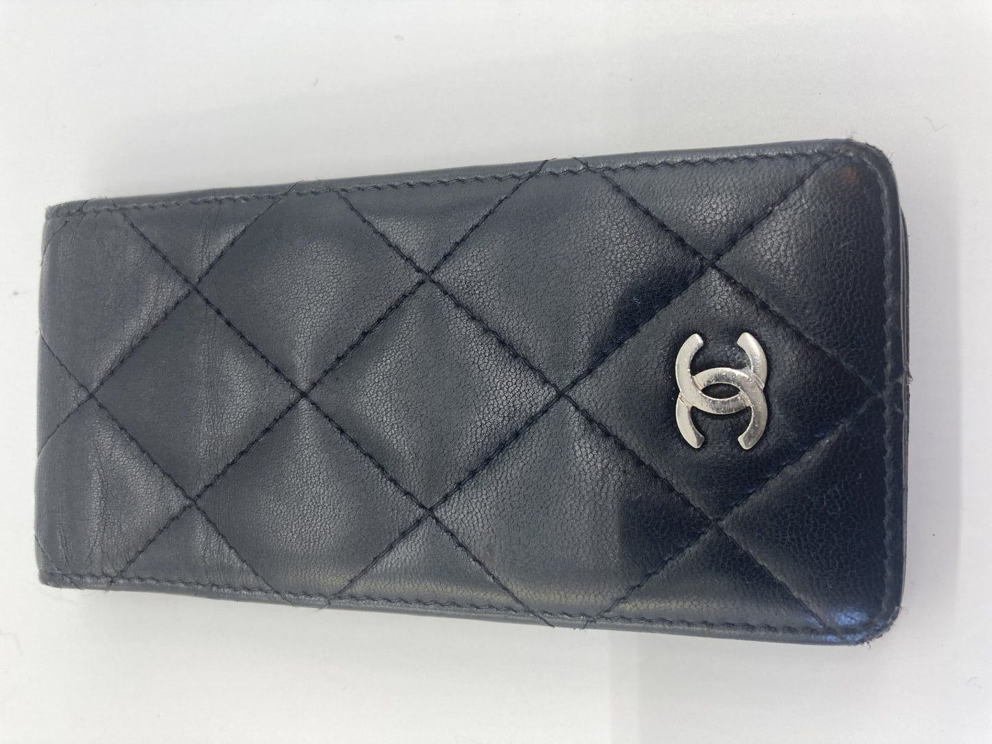 CHANEL iphone se mobile phone case black 7cm x 14cm with box