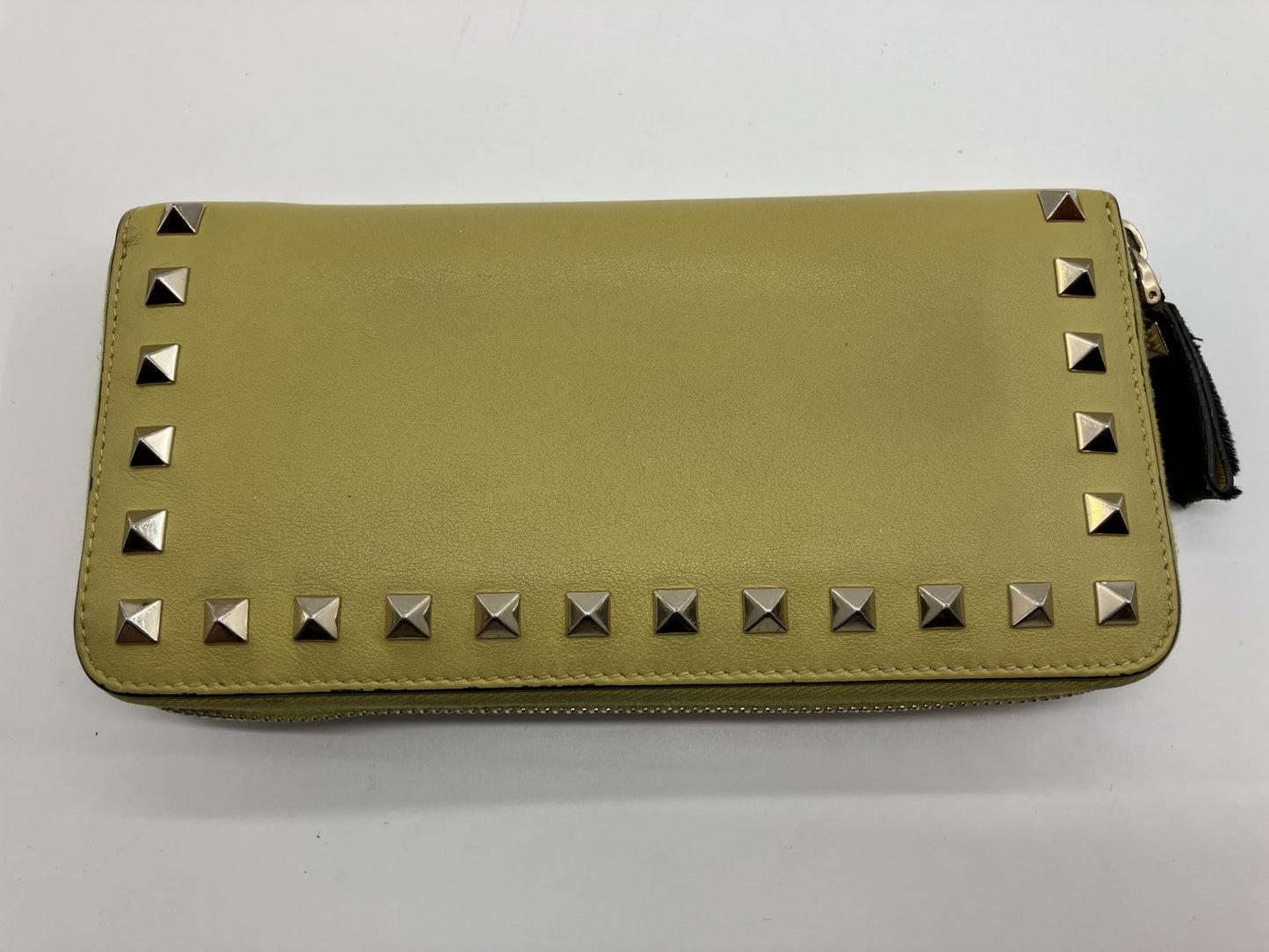 Valentino Garavani Rockstud Long Wallet Yellow Box, Bag, and Extra Studs Included Free Shipping 