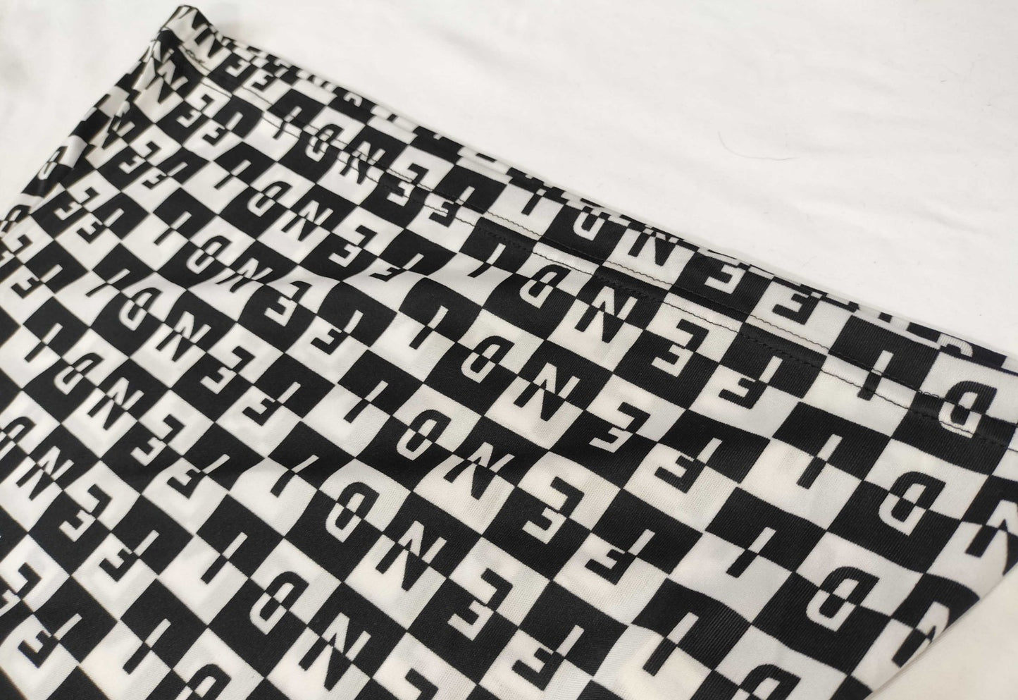 FENDI Checker Logo Print Stretch Short Sleeve T-Shirt Top Women's Size 40 Italy