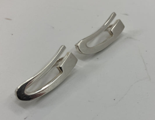 GUCCI 925 Sterling Silver G Oval Earrings Made in Italy Box Pouch