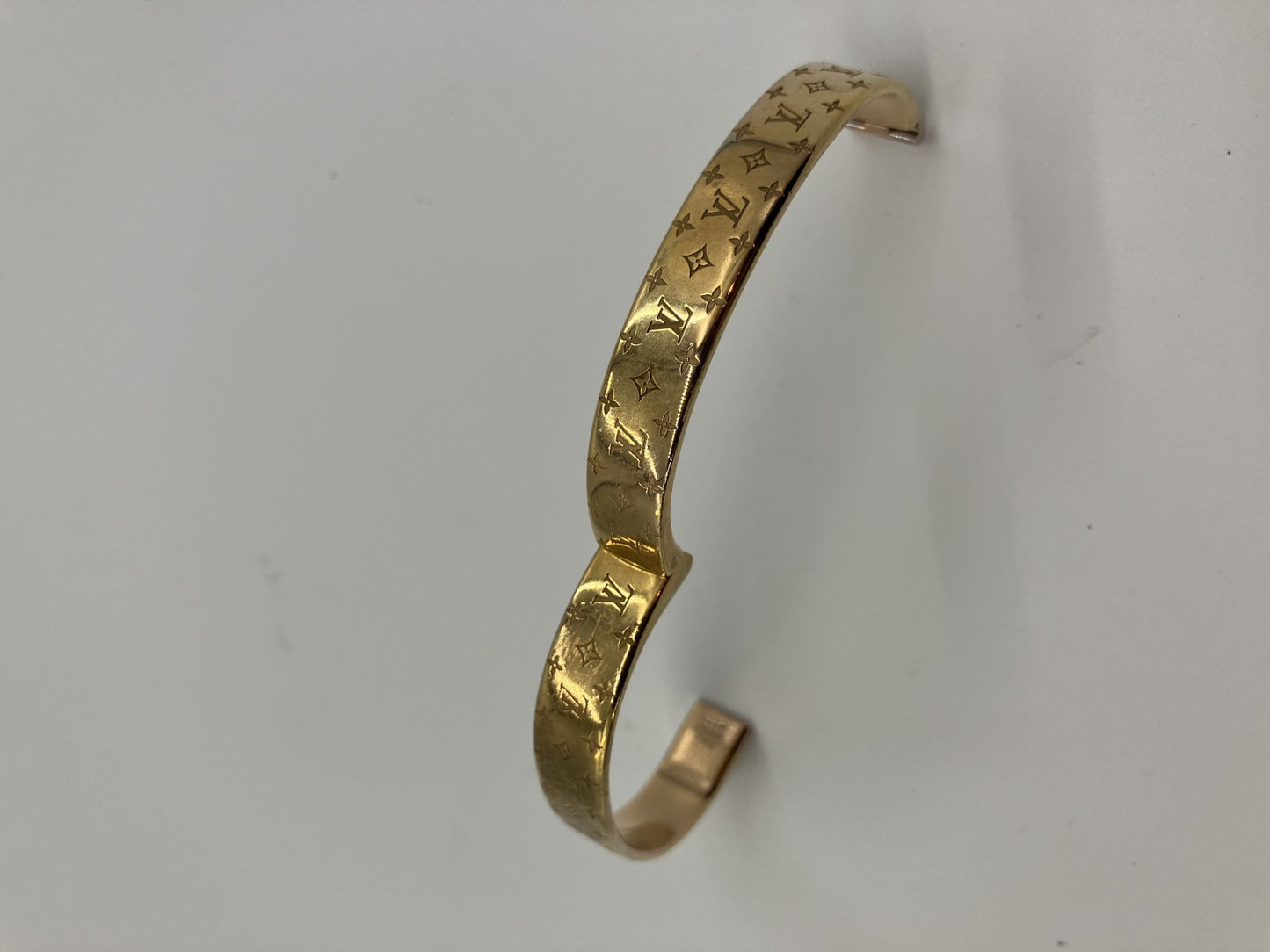 ＬＯＵＩＳ ＶＵＩＴＴＯＮ ルイ ヴィトン カフ・ナノグラム Ｓ腕周り１６．５ｃｍ ブレスレット・バングル ゴールド