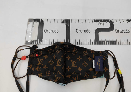 Louis Vuitton MP2954 LV Friends Monogram Face Mask Silk Italy Brown