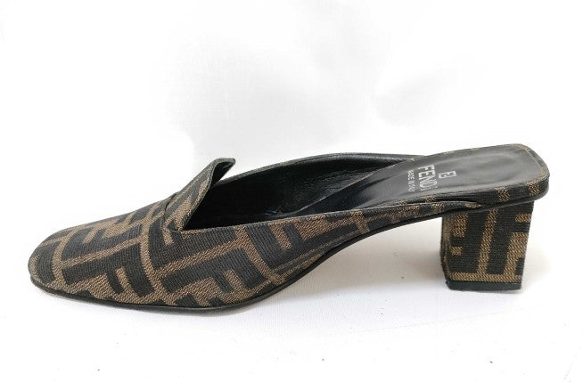 Fendi Zucca Mules Heels Brown Canvas Slide Pumps EU35 US5.5 Block Heel Italy
