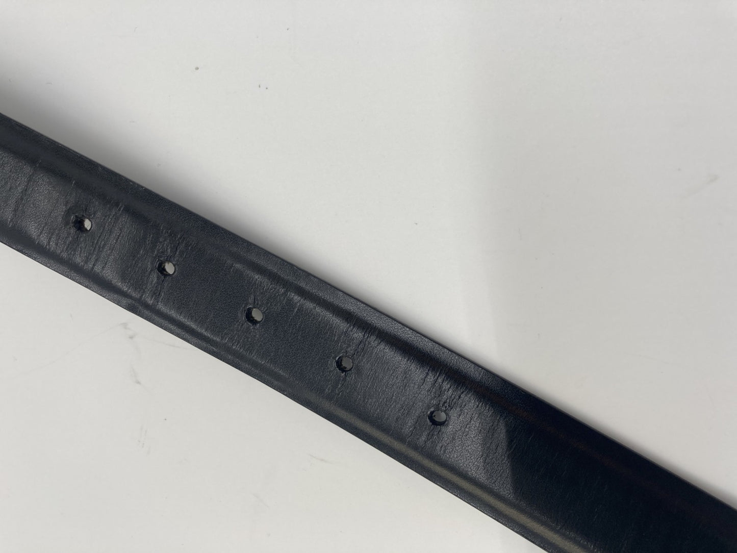 Ｇｕｃｃｉグッチ無料ロゴ レザーベルト 残り１０１ｃｍ 送料