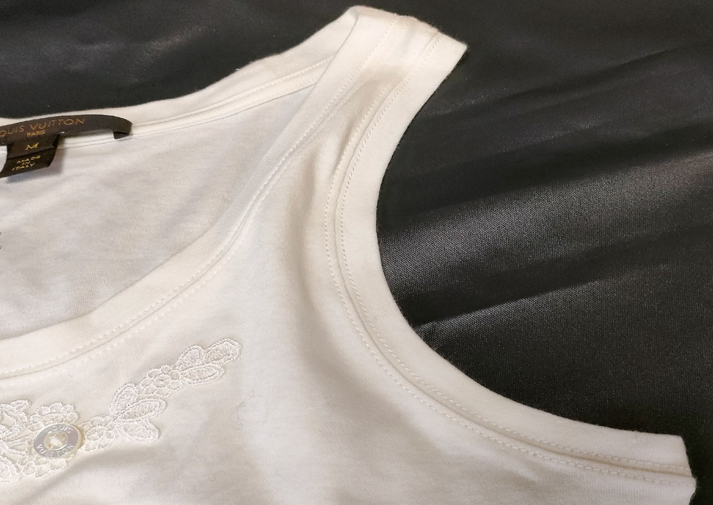 Louis Vuitton Sleeveless Top Lace Embroidery Ivory LV Buttons Size M Italy