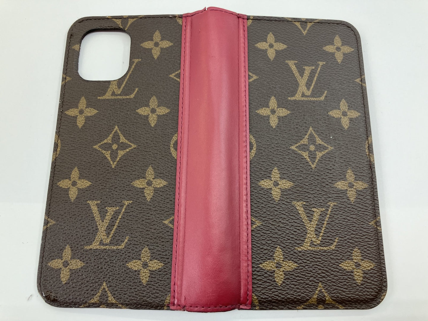 เคสมือถือ LOUIS VUITTON รองรับ iPhone 13, 14, 15 ลาย Monogram จัดส่งฟรี 