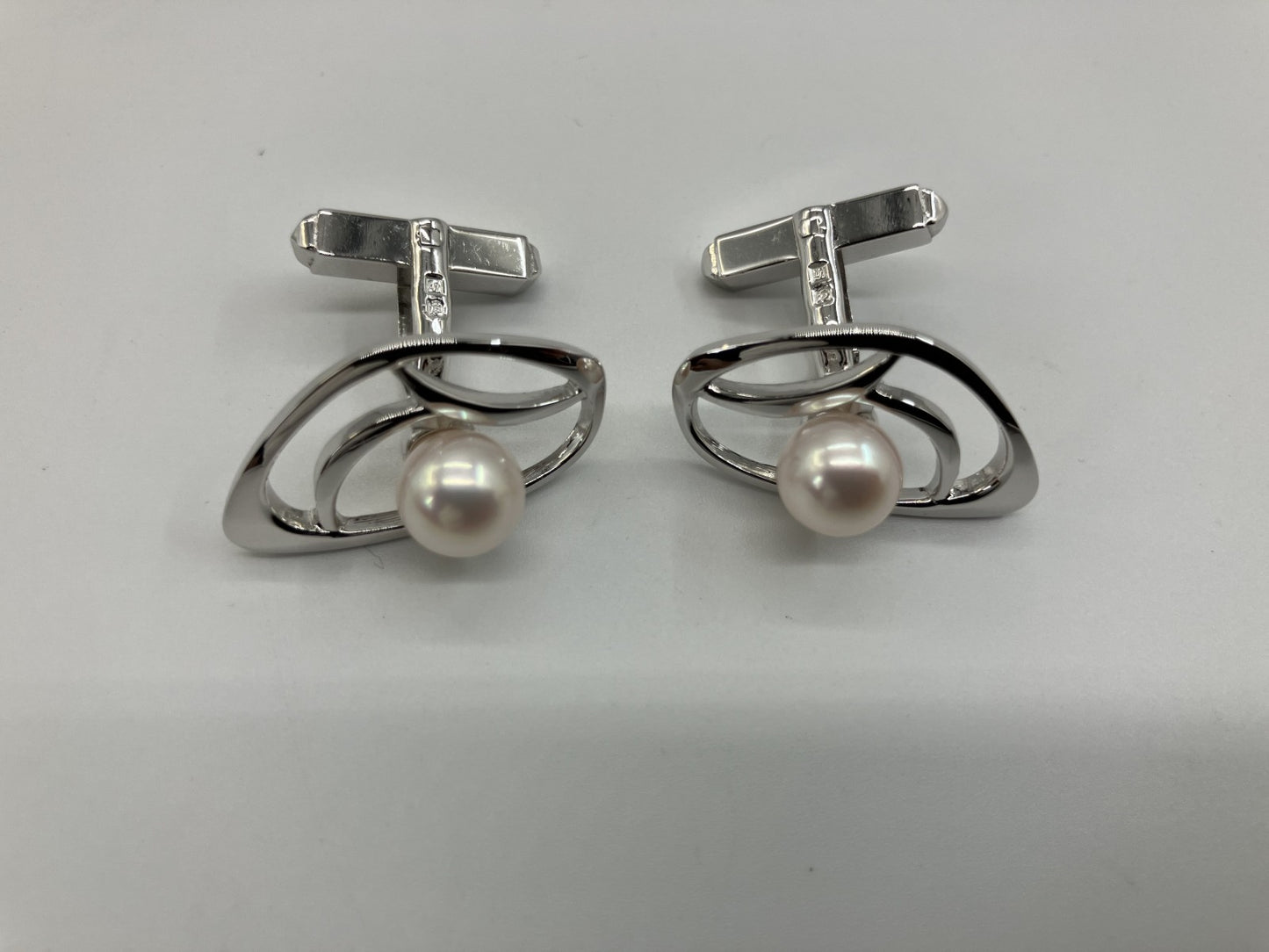 MIKIMOTO Cufflinks Pearl Pearl diameter approx. 7.4mm Silver Free shipping 