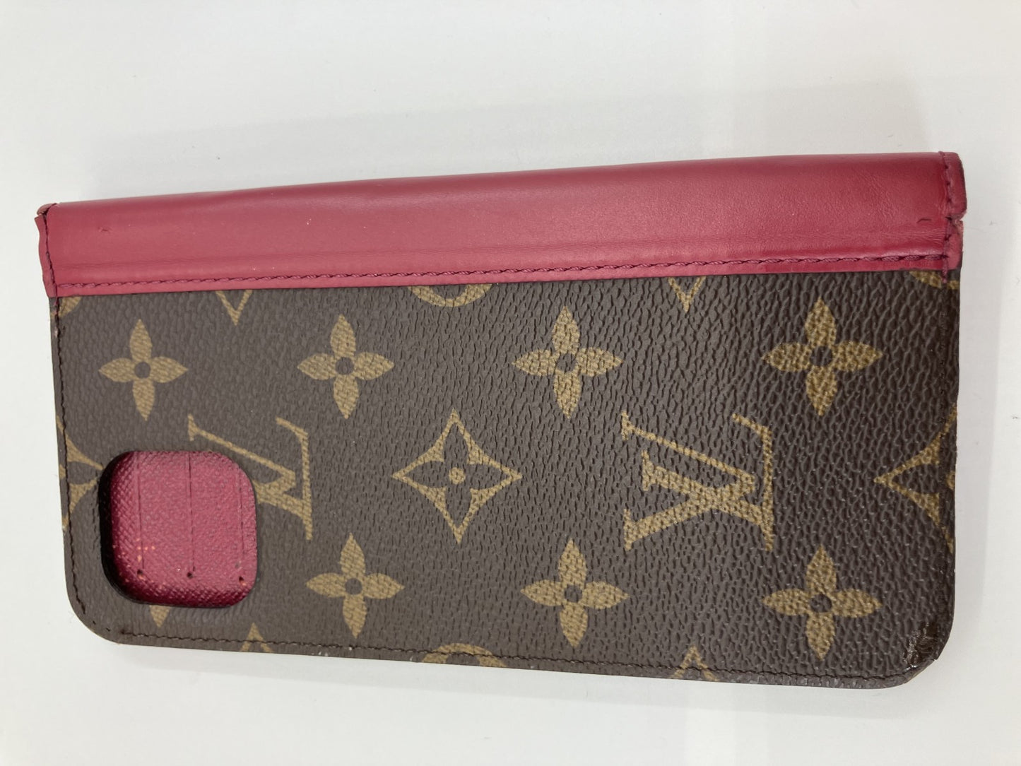 เคสมือถือ LOUIS VUITTON รองรับ iPhone 13, 14, 15 ลาย Monogram จัดส่งฟรี 