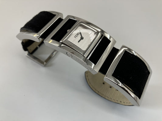 FENDI Gyro 5010L Box, Guarantee, Replacement Strap Case Width: Approx. 26mm Arm Circumference: Approx. 16cm Ladies Quartz Silver SS Free Shipping 