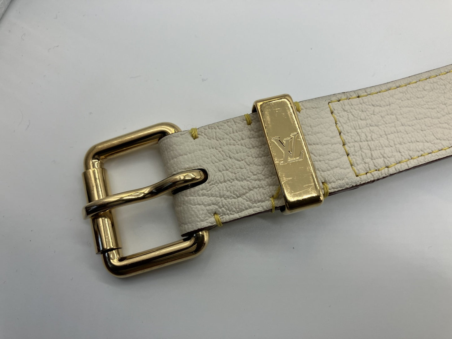 LOUIS VUITTON Louis Vuitton Santur Suhali Belt M6870U สีขาว 80/32 ความยาวรวมประมาณ 98ซม. 