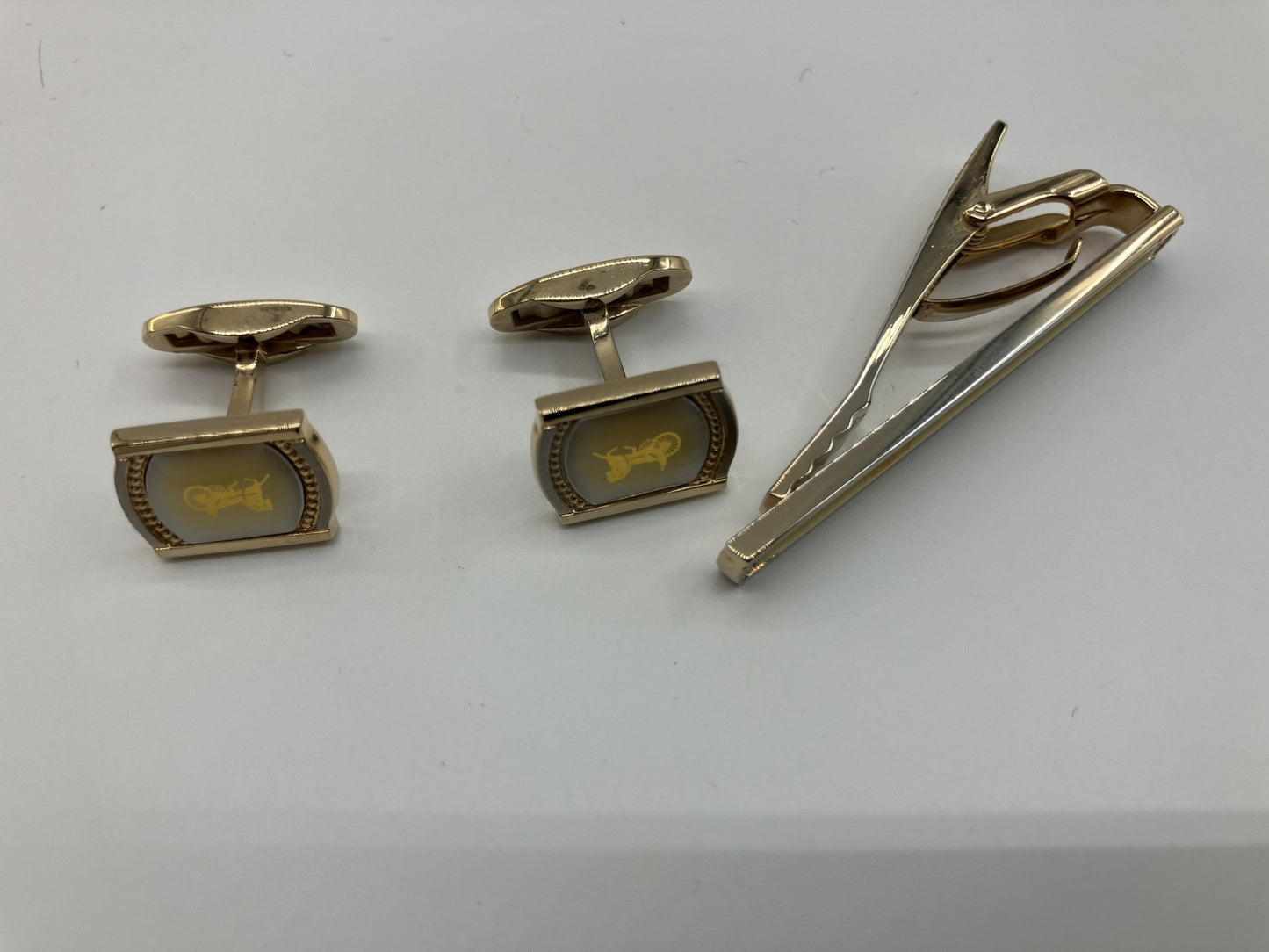 Celine tie pin and cufflinks set, gold, box included, free shipping 