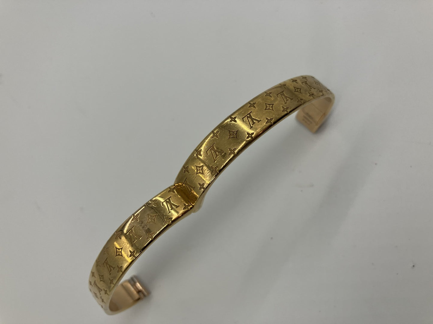 ＬＯＵＩＳ ＶＵＩＴＴＯＮ ルイ ヴィトン カフ・ナノグラム Ｓ腕周り１６．５ｃｍ ブレスレット・バングル ゴールド