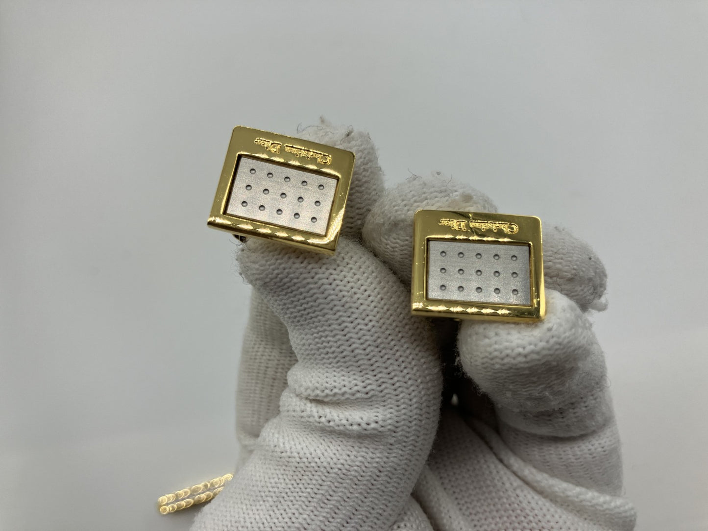 Ｃｈｒｉｓｔｉａｎ Ｄｉｏｒ カフス・ネクタイピン ケース付き ゴールド 送料無料