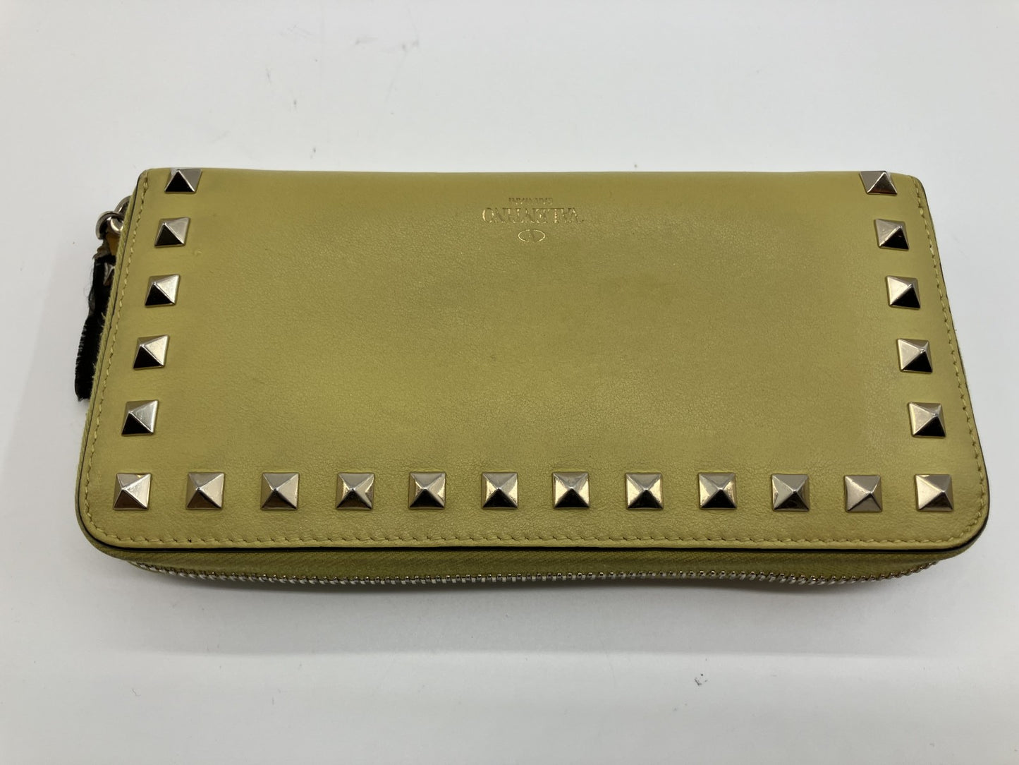 Valentino Garavani Rockstud Long Wallet Yellow Box, Bag, and Extra Studs Included Free Shipping 