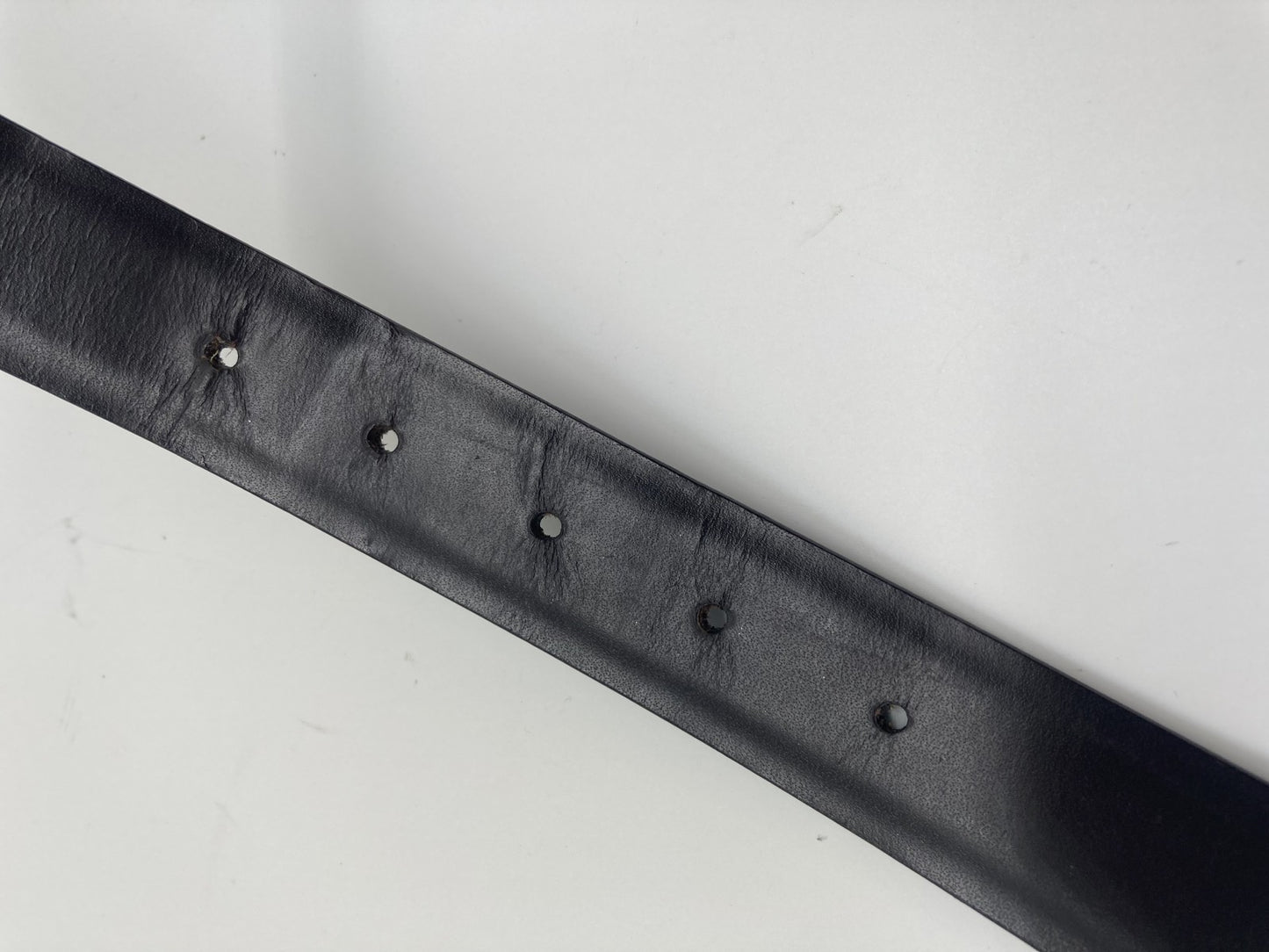 Ｇｕｃｃｉグッチ無料ロゴ レザーベルト 残り１０１ｃｍ 送料