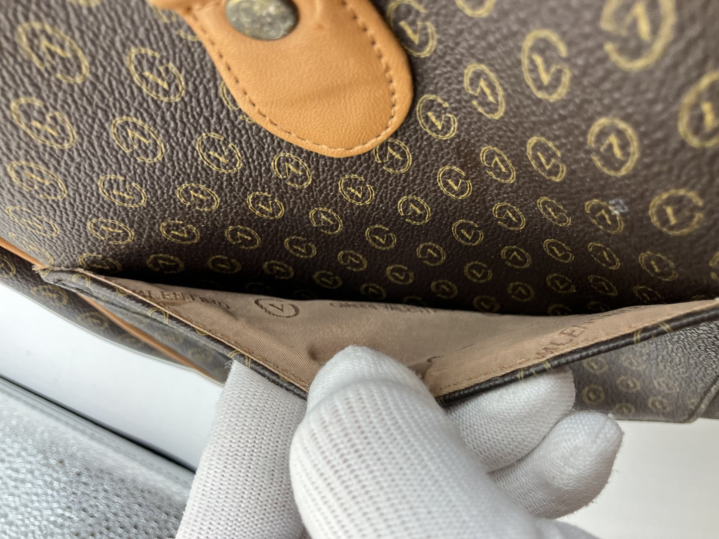 GIANNI VALENTINO Boston Bag Brown