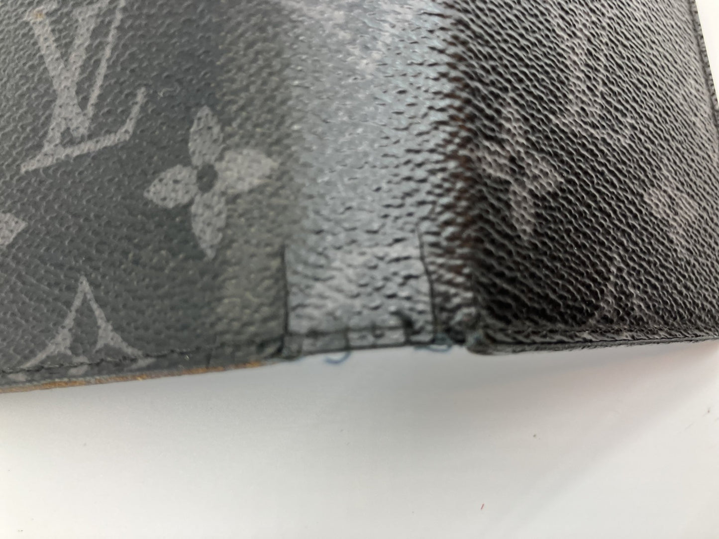 LOUIS VUITTON Monogram Eclipse M62641 iphone7plus folio (8 plus available) black