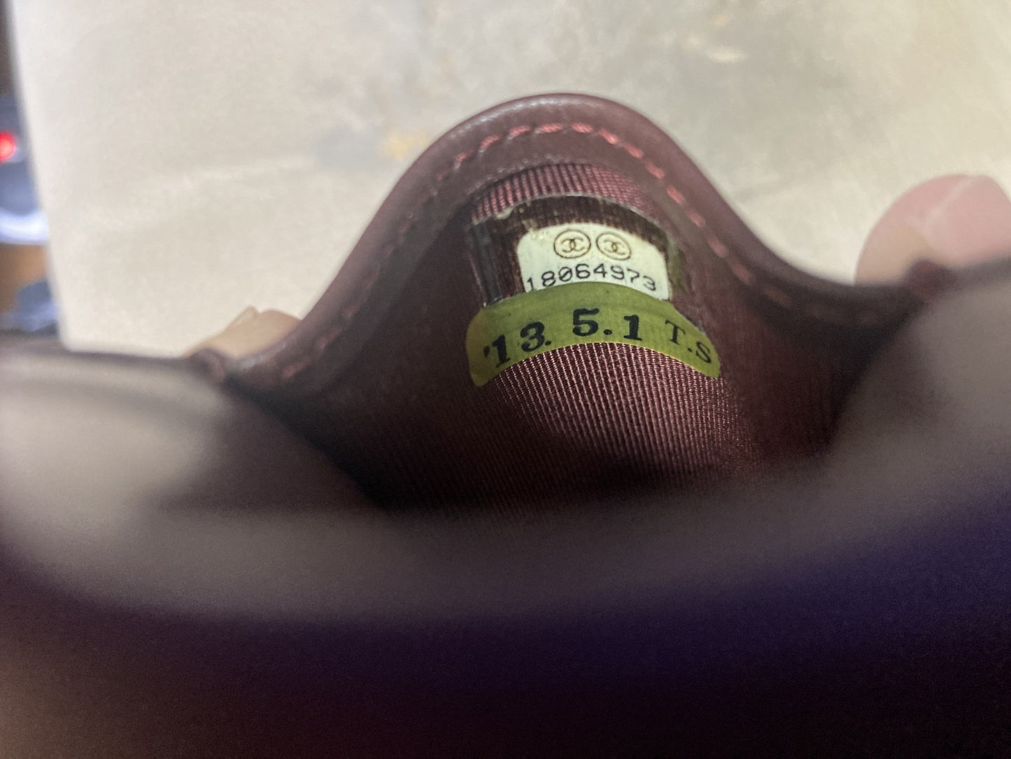 CHANEL iphone se mobile phone case black 7cm x 14cm with box