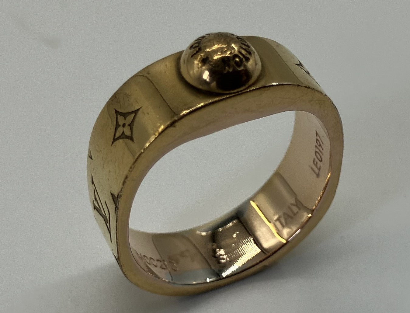 LOUIS VUITTON Louis Vuitton Berg Nanogram S size M00213 Actual size #9.5 Gold ring Free shipping 